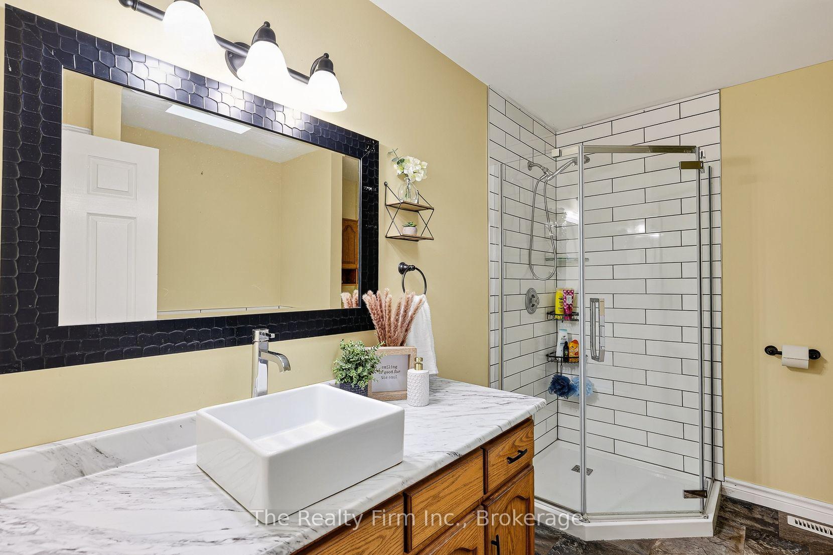 Photo 31 of 55 Mason Drive, Ingersoll, Ingersoll - South — HOMEH