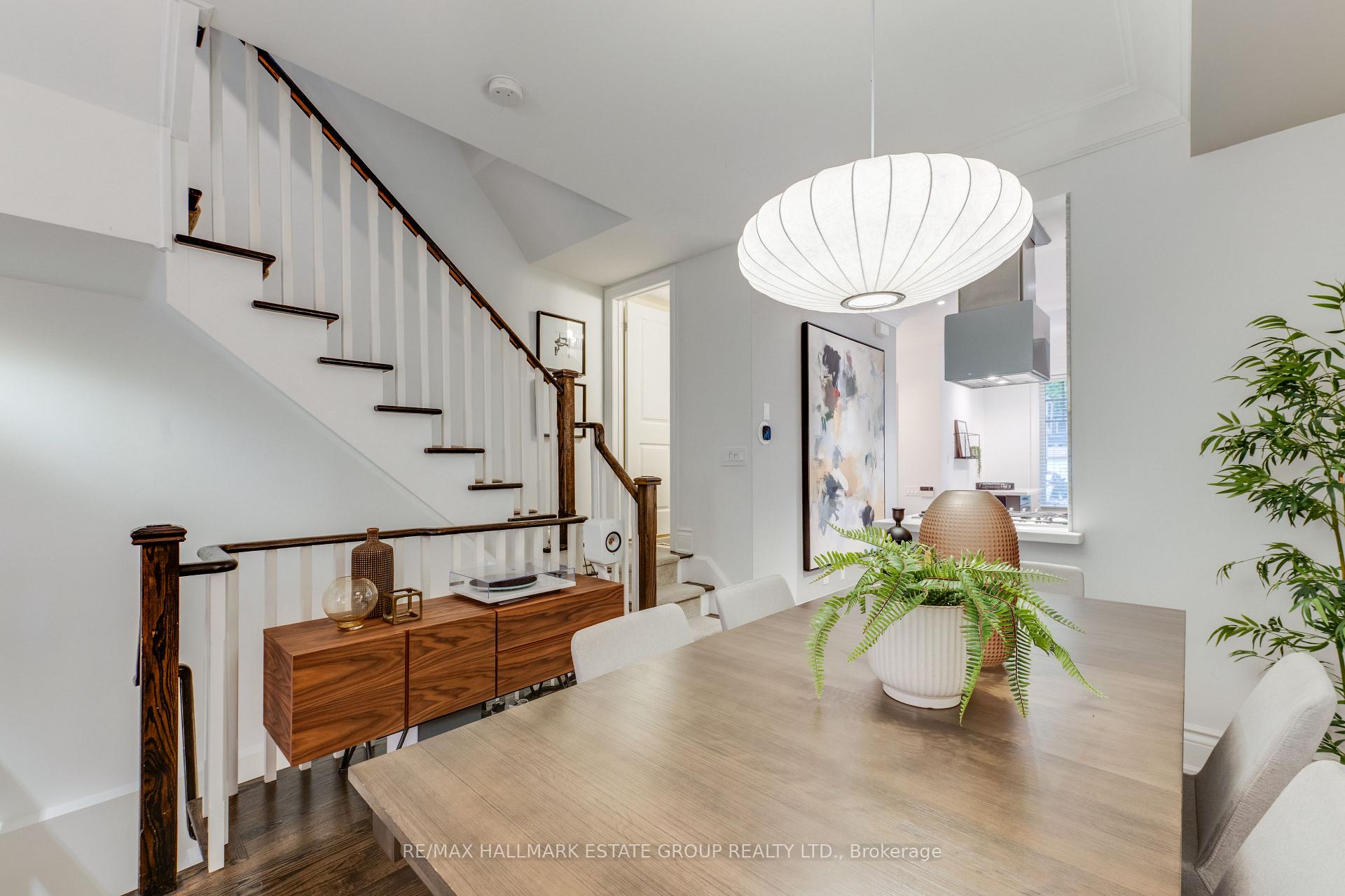 Photo 11 of 6B Scarborough Road, Toronto, The Beaches — HOMEH