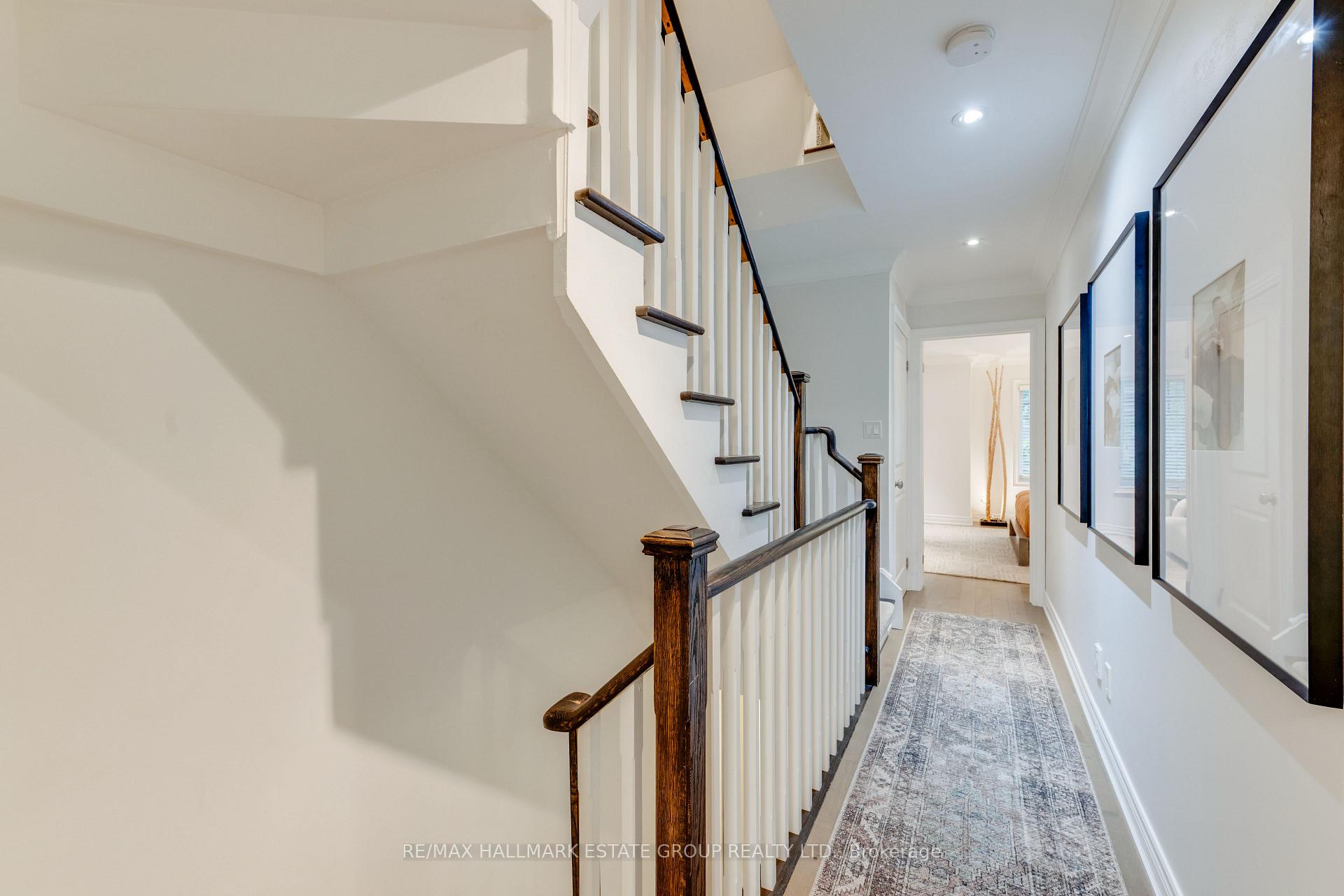 Photo 19 of 6B Scarborough Road, Toronto, The Beaches — HOMEH