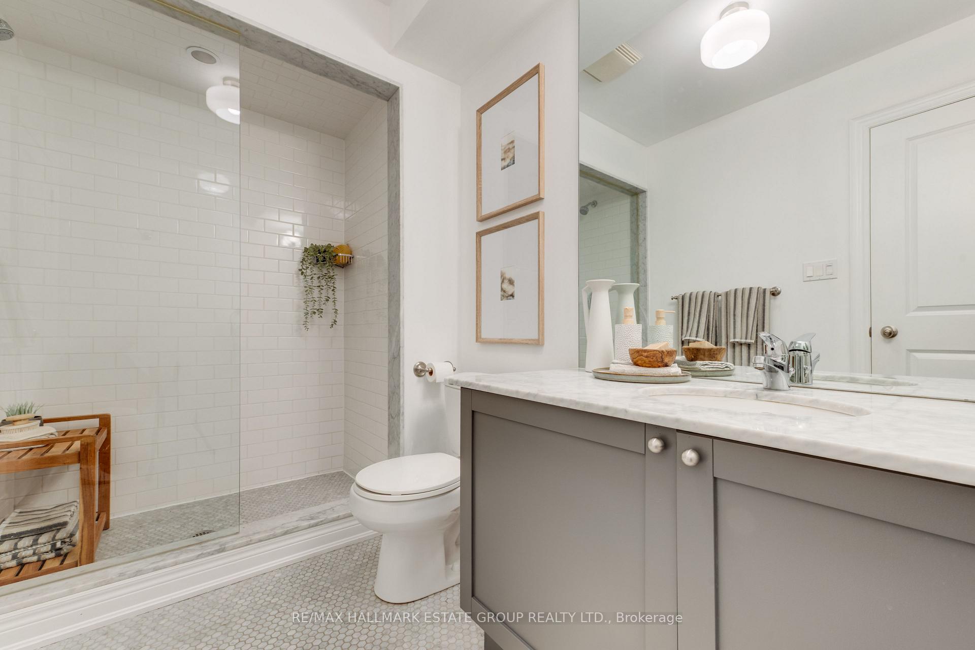 Photo 35 of 6B Scarborough Road, Toronto, The Beaches — HOMEH