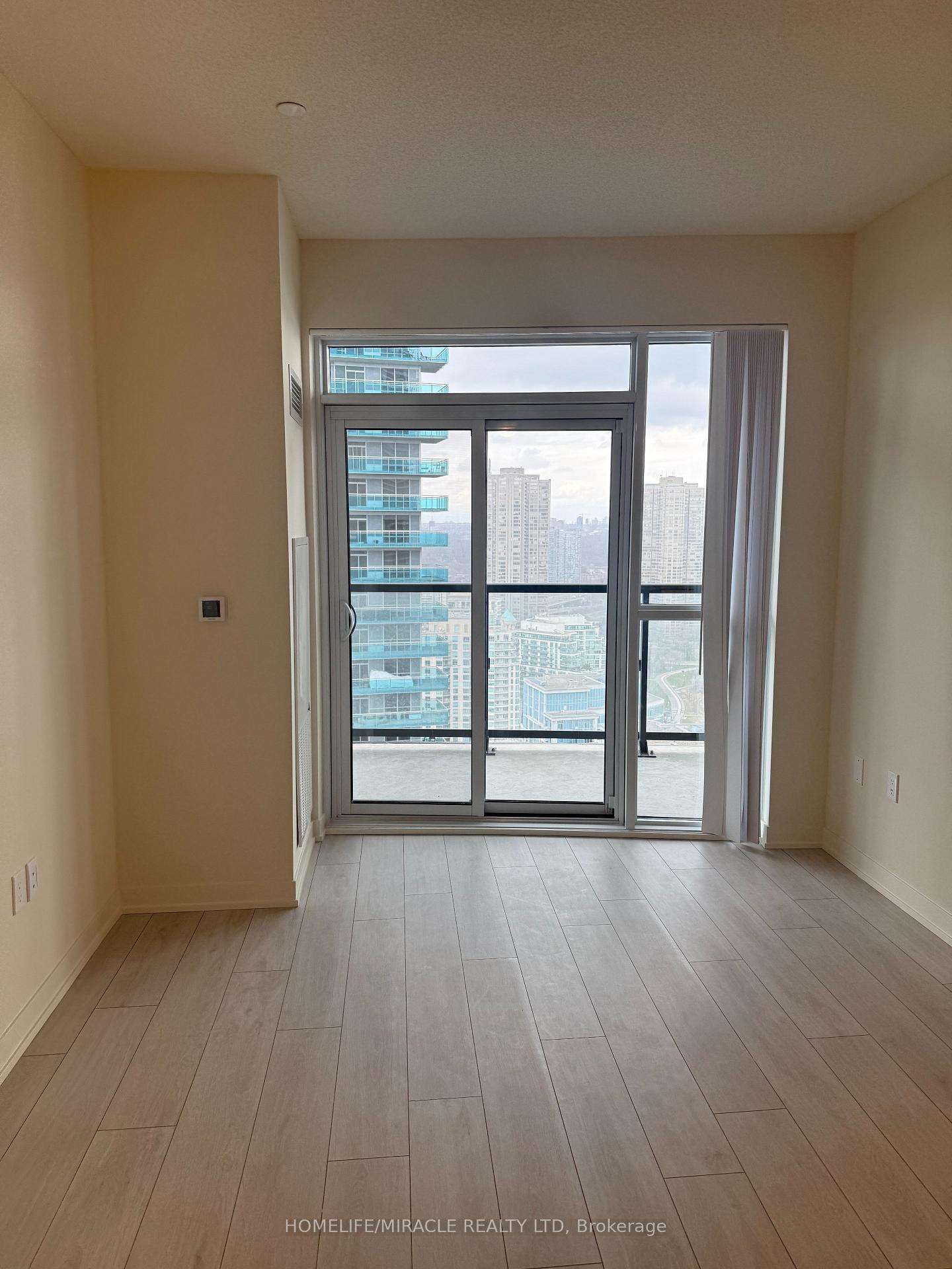 Photo 4 of Unit 3112, 38 Annie Craig Drive, Etobicoke, Mimico — HOMEH