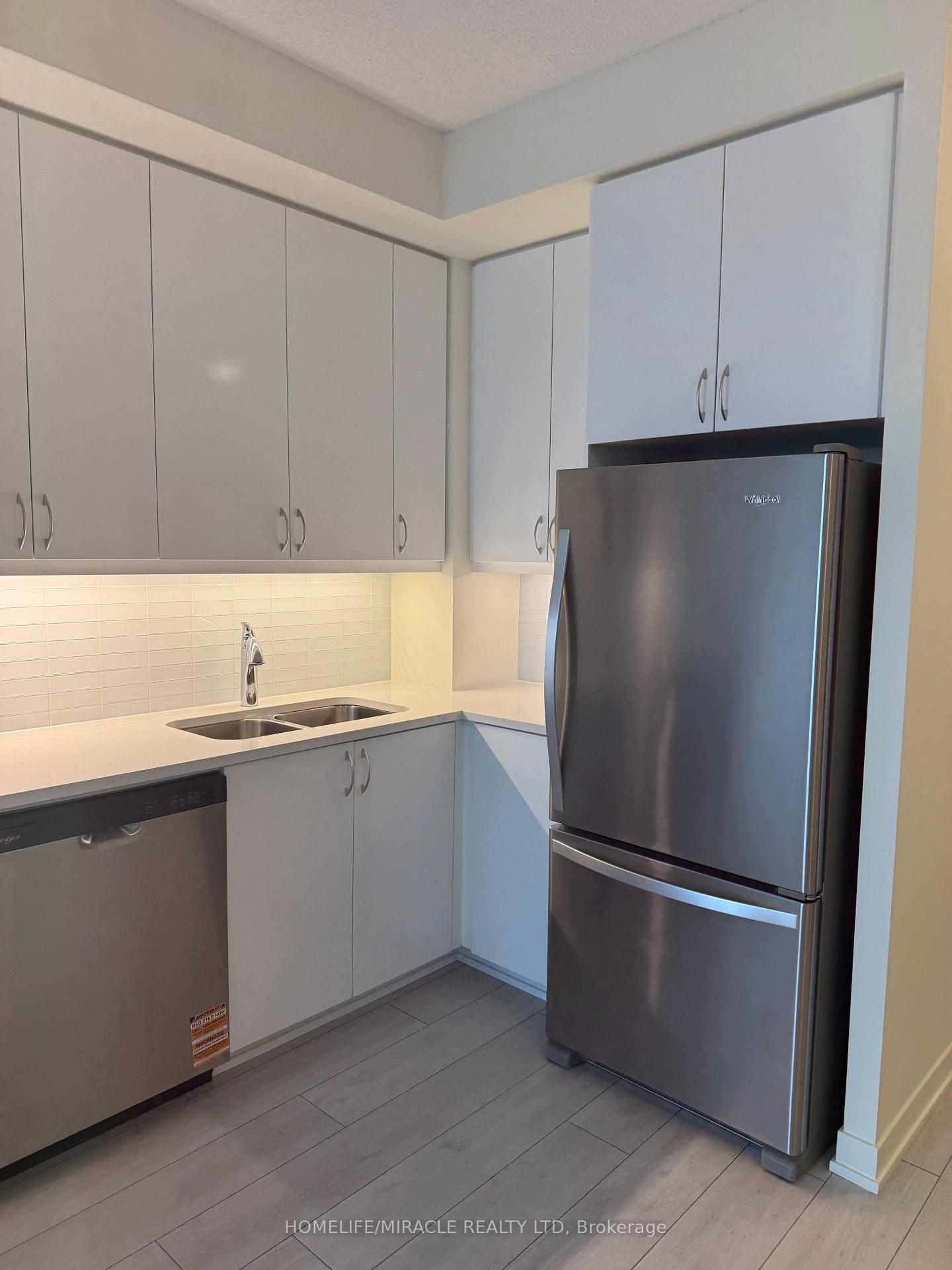Photo 7 of Unit 3112, 38 Annie Craig Drive, Etobicoke, Mimico — HOMEH