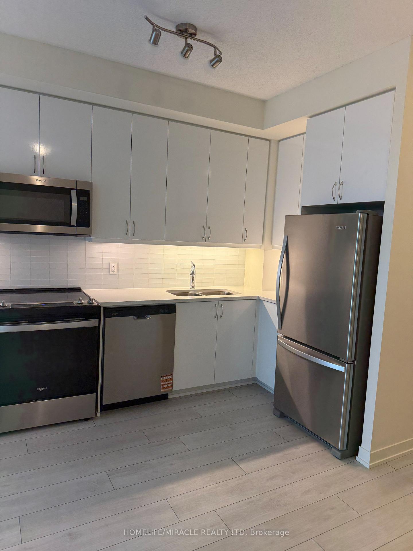 Photo 8 of Unit 3112, 38 Annie Craig Drive, Etobicoke, Mimico — HOMEH