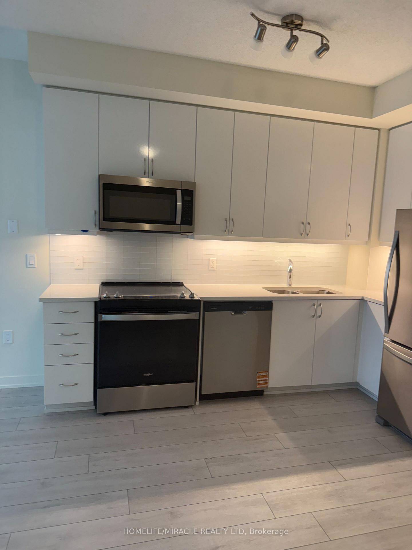 Photo 9 of Unit 3112, 38 Annie Craig Drive, Etobicoke, Mimico — HOMEH