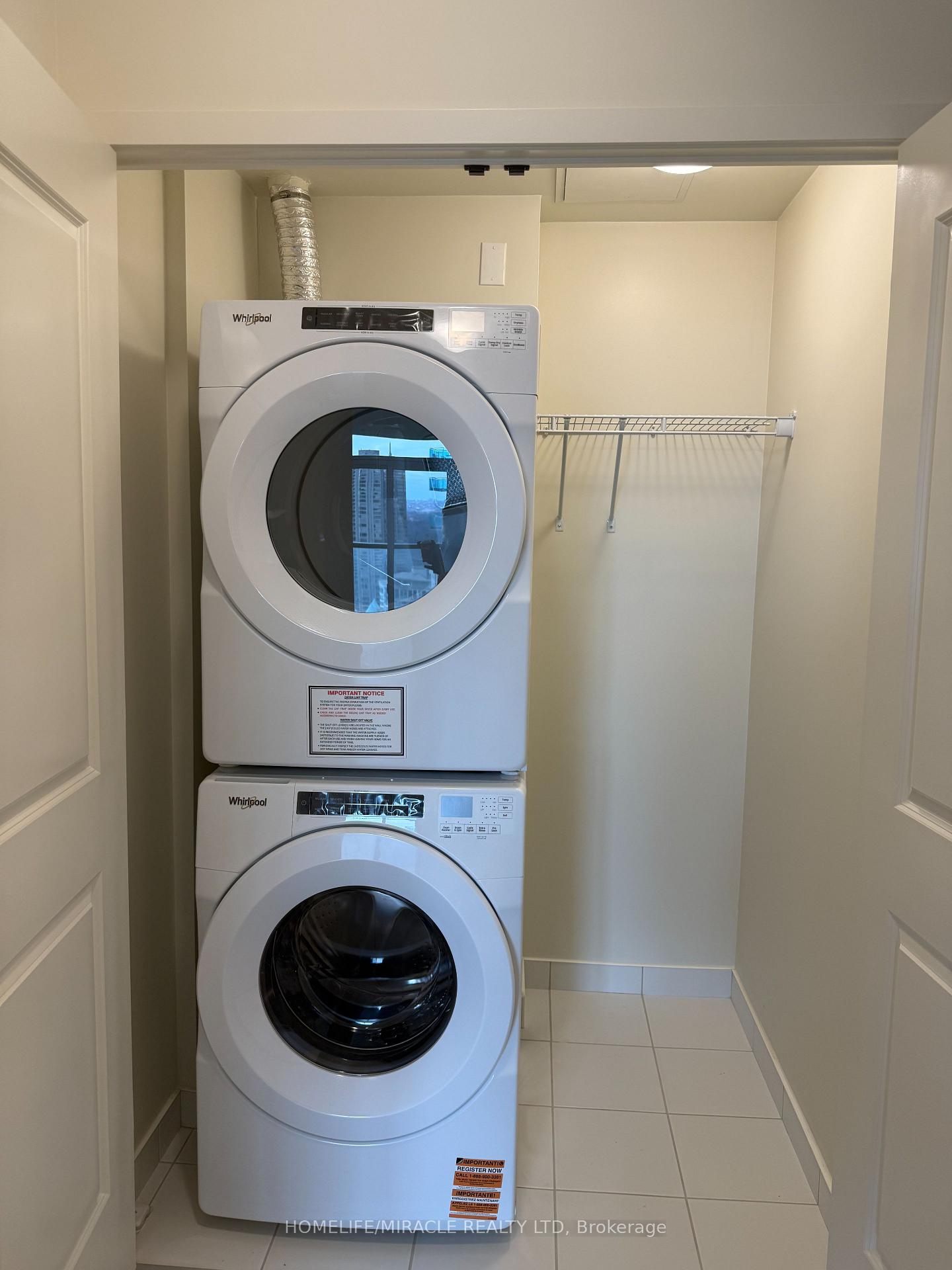 Photo 11 of Unit 3112, 38 Annie Craig Drive, Etobicoke, Mimico — HOMEH