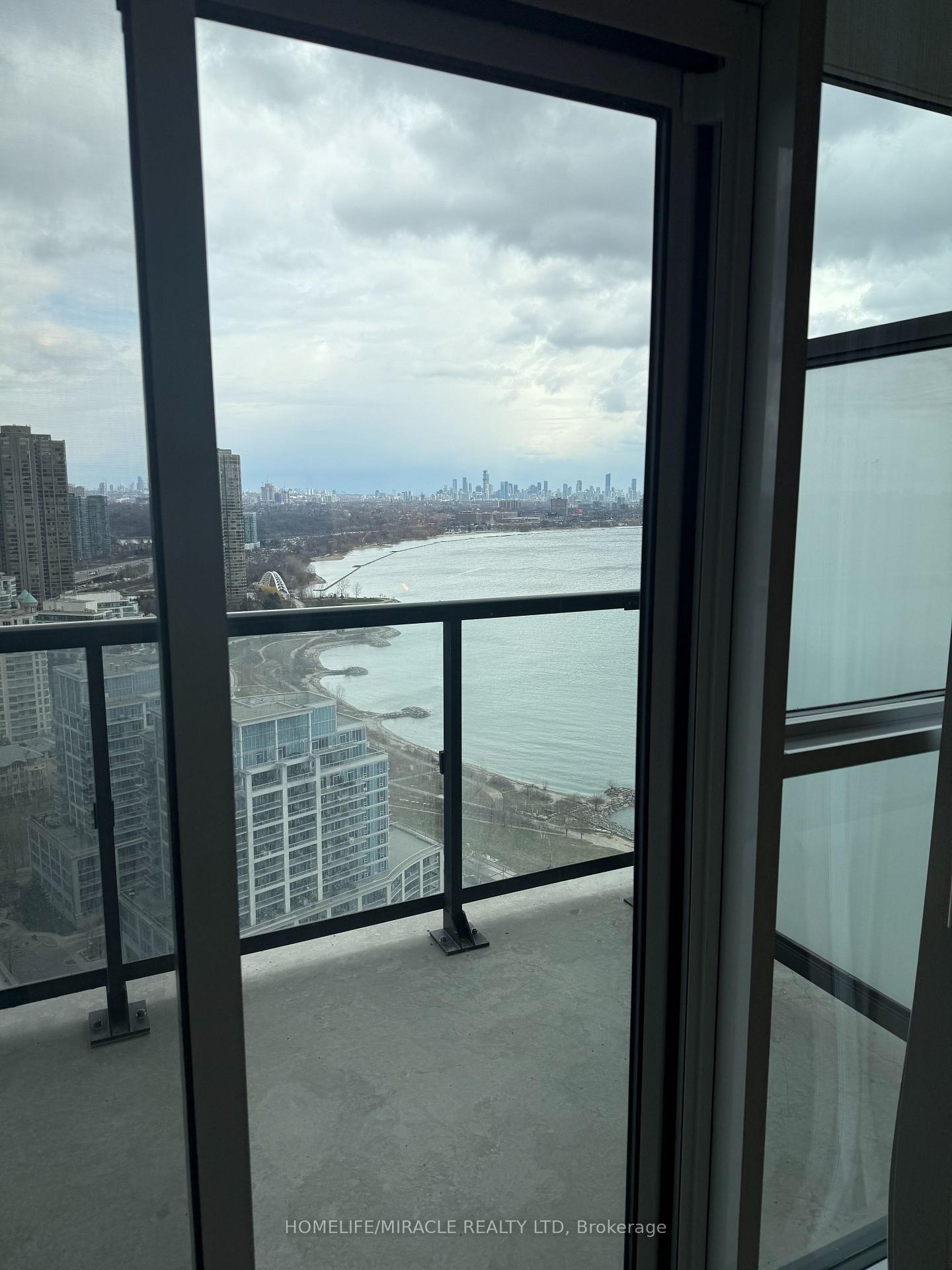 Photo 15 of Unit 3112, 38 Annie Craig Drive, Etobicoke, Mimico — HOMEH