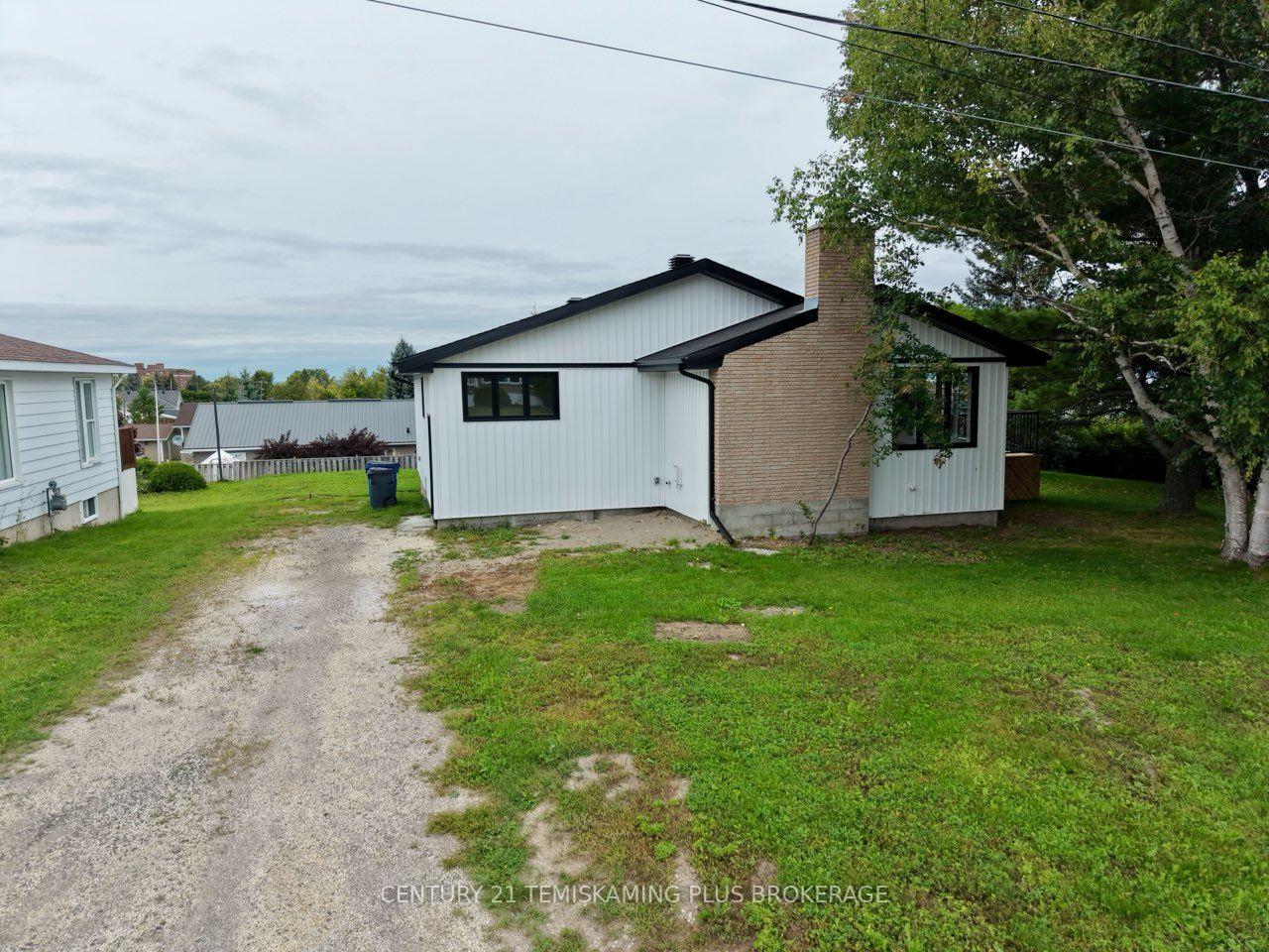 Photo of 377 Joyal Drive