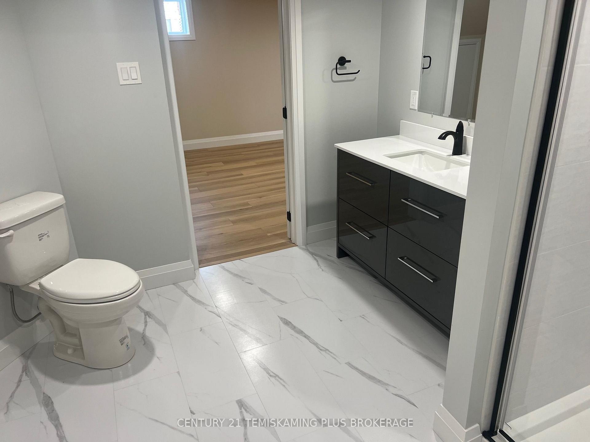 Photo 13 of 377 Joyal Drive, Temiskaming Shores, Haileybury — HOMEH