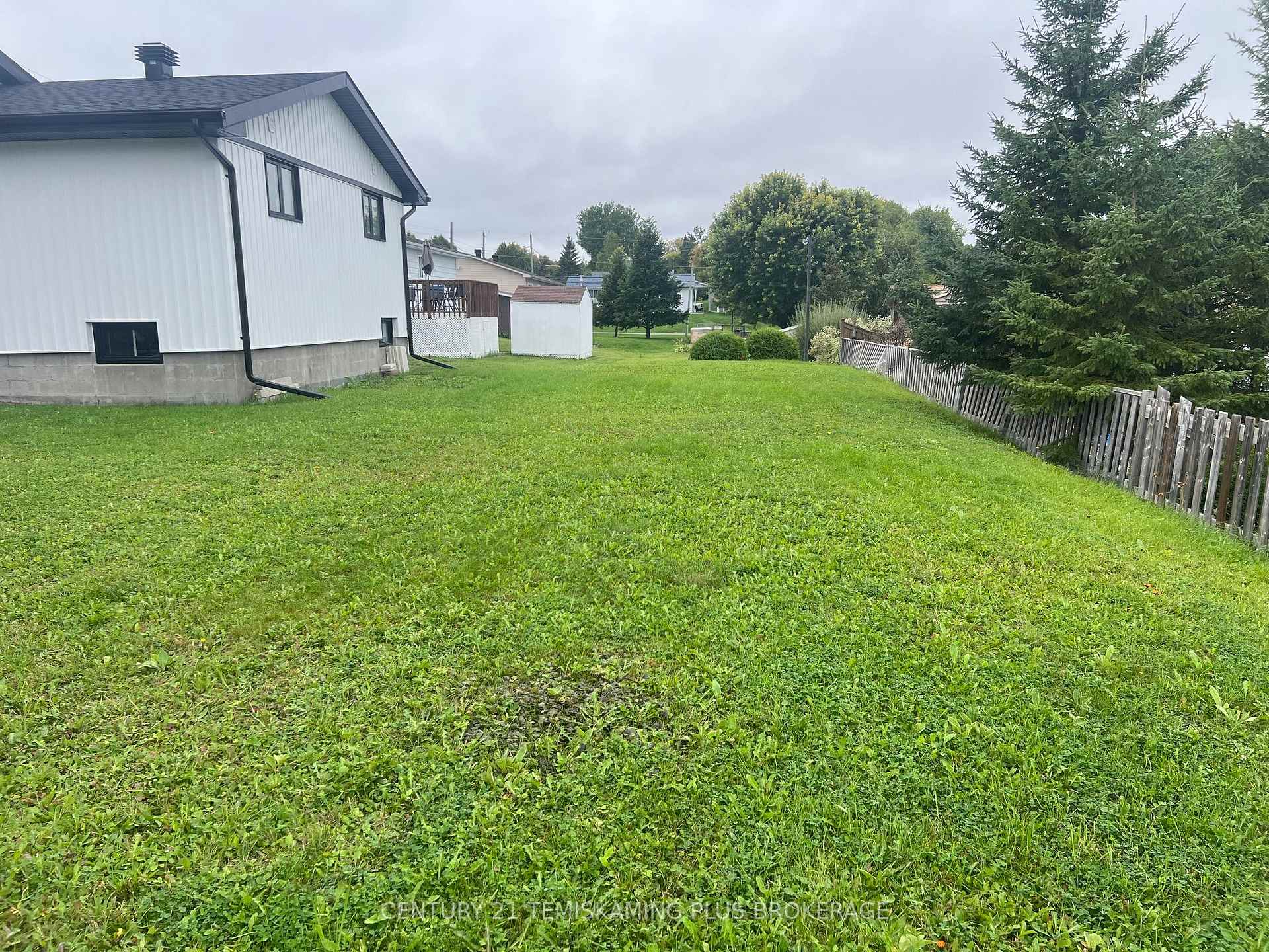Photo 22 of 377 Joyal Drive, Temiskaming Shores, Haileybury — HOMEH