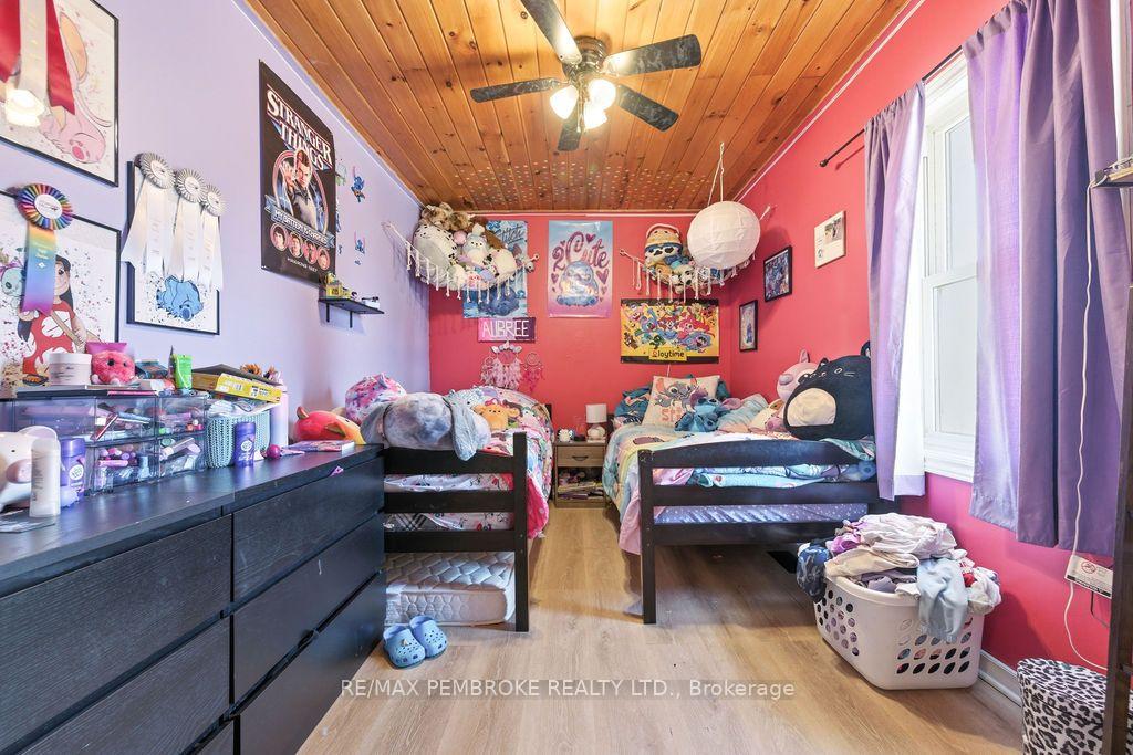 Photo 17 of 503 Miller Street, Pembroke, Pembroke — HOMEH