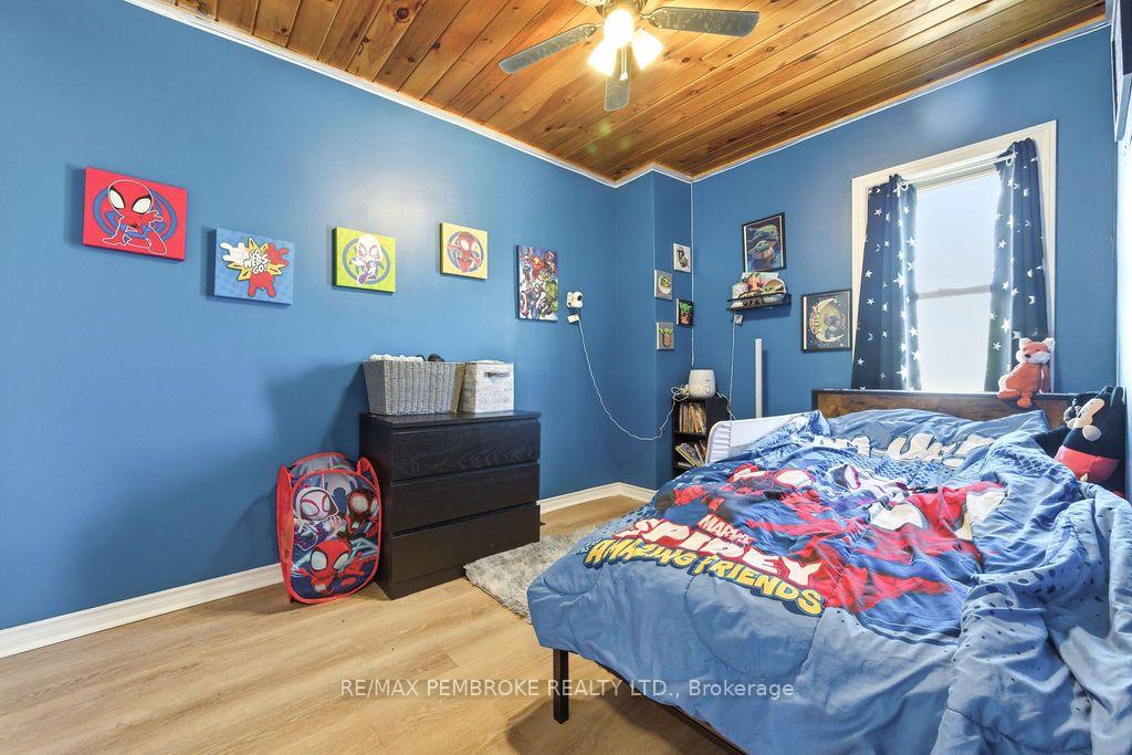Photo 19 of 503 Miller Street, Pembroke, Pembroke — HOMEH