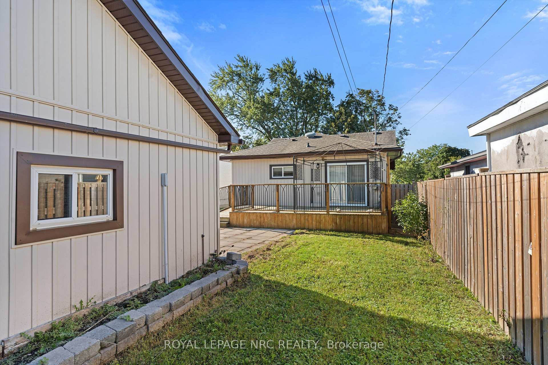 Photo 33 of 370 Dieppe Street, Welland, Lincoln/Crowland — HOMEH