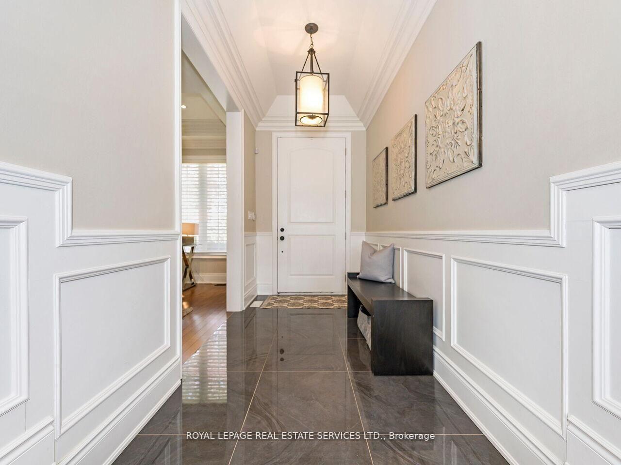 Photo 5 of 24 Jopling Avenue N, Etobicoke, Islington-City Centre West — HOMEH