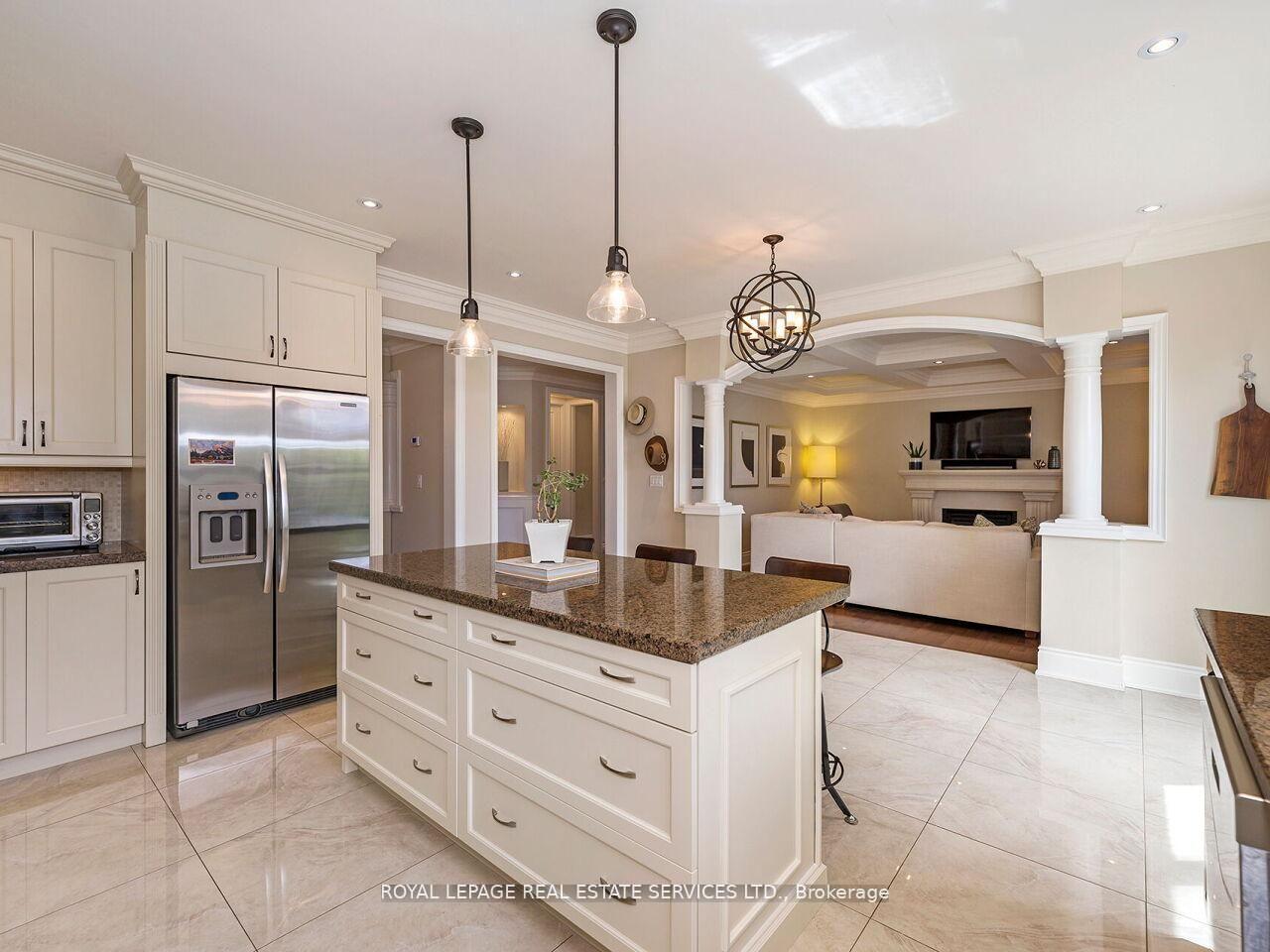 Photo 16 of 24 Jopling Avenue N, Etobicoke, Islington-City Centre West — HOMEH