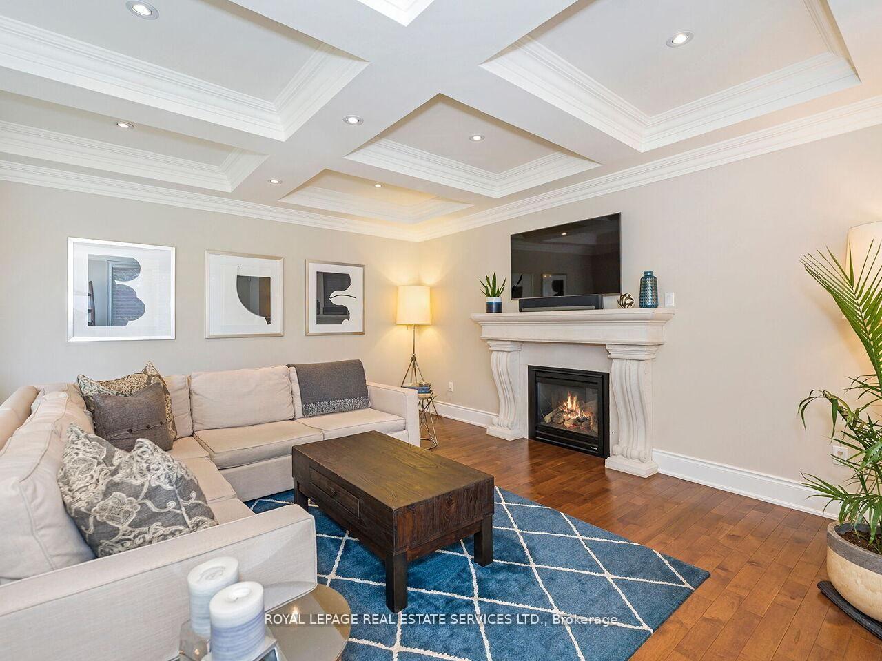 Photo 19 of 24 Jopling Avenue N, Etobicoke, Islington-City Centre West — HOMEH