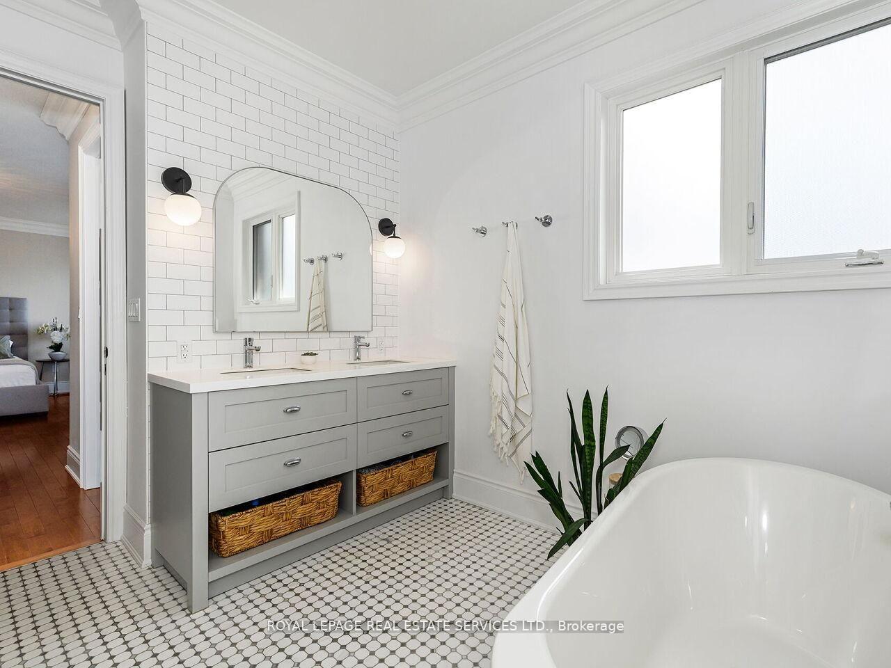 Photo 23 of 24 Jopling Avenue N, Etobicoke, Islington-City Centre West — HOMEH
