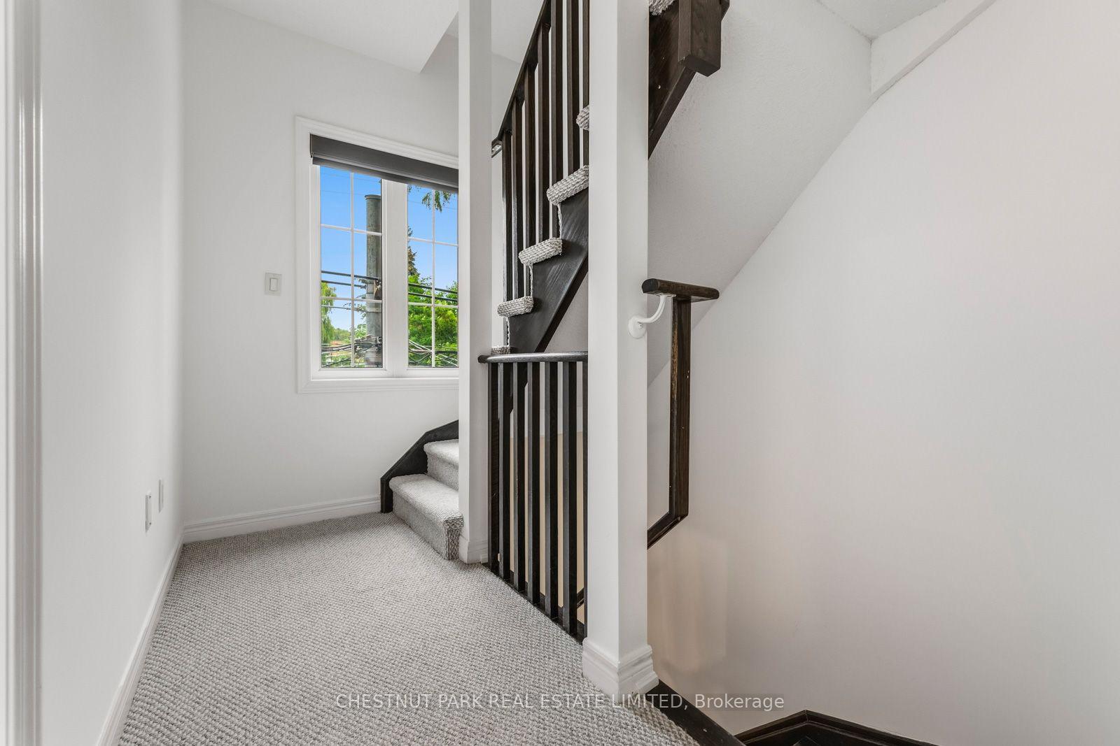Photo 14 of 1437 Queen Street E, Toronto, Greenwood-Coxwell — HOMEH