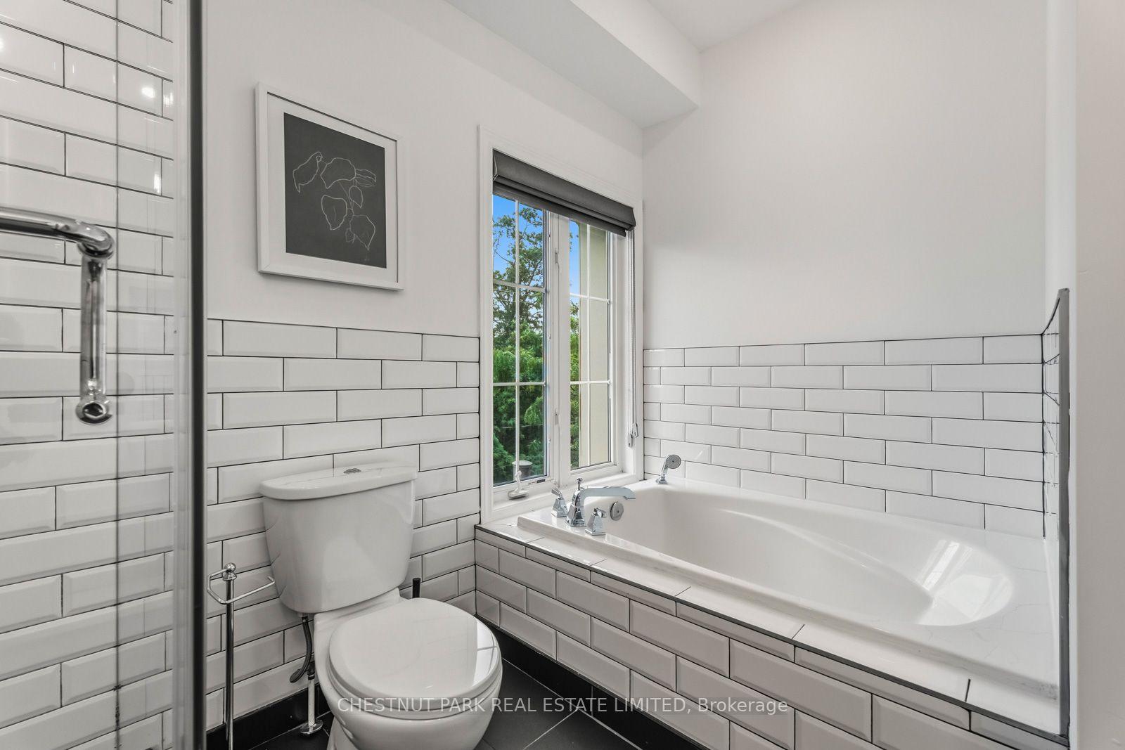 Photo 26 of 1437 Queen Street E, Toronto, Greenwood-Coxwell — HOMEH