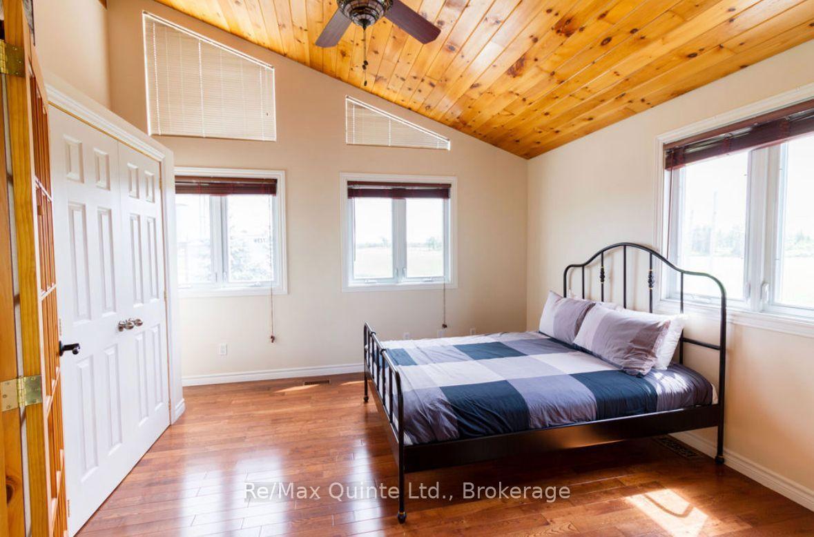 Photo 13 of 869 Third Concession Road, Greater Napanee — HOMEH