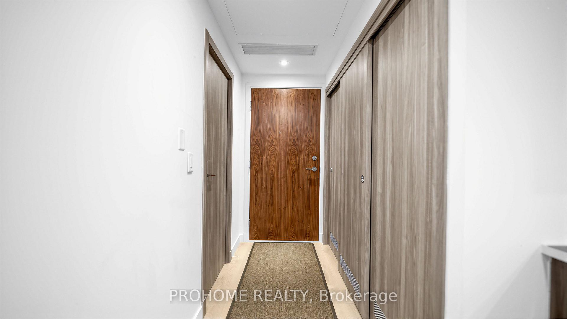 Photo 5 of Unit 1006, 27 McMahon Drive, North York, Bayview Village — HOMEH