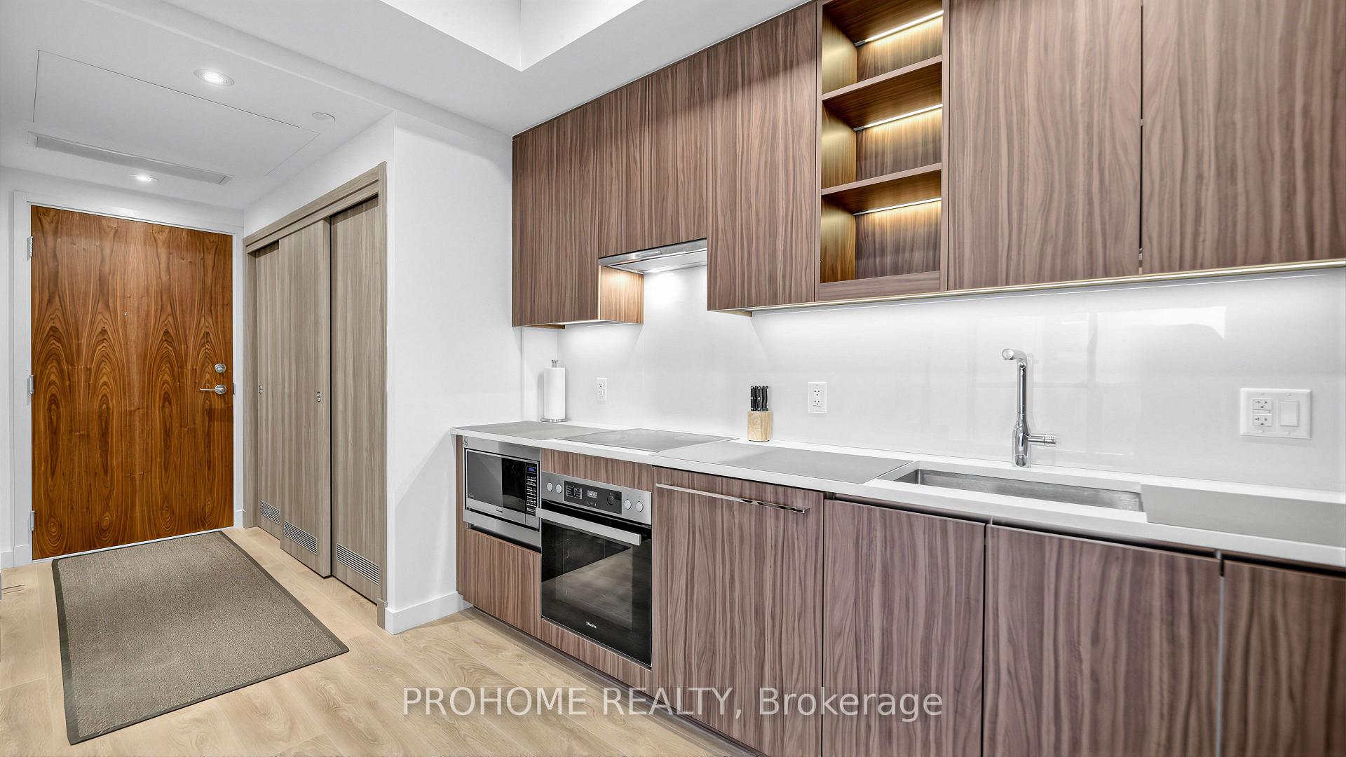 Photo 6 of Unit 1006, 27 McMahon Drive, North York, Bayview Village — HOMEH