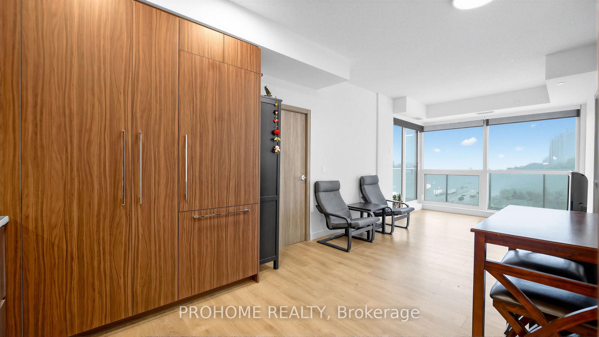 Photo 13 of Unit 1006, 27 McMahon Drive, North York, Bayview Village — HOMEH
