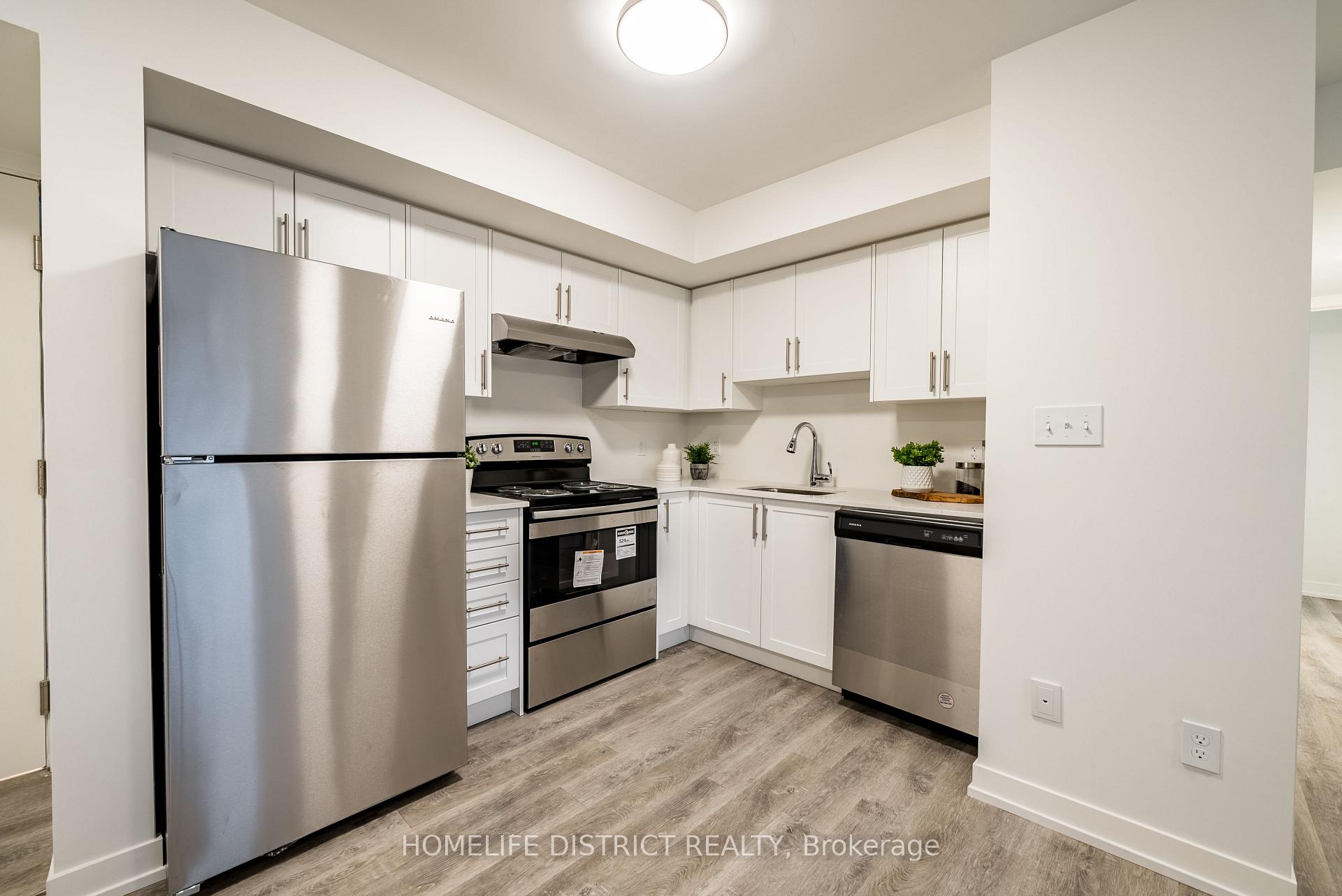 Photo 2 of Unit 503, 976 Simcoe Street N, Oshawa, Centennial — HOMEH