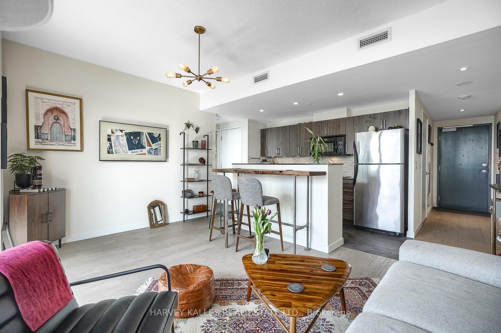 Photo 9 of Unit 2504, 281 Mutual Street, Toronto, Church-Yonge Corridor — HOMEH