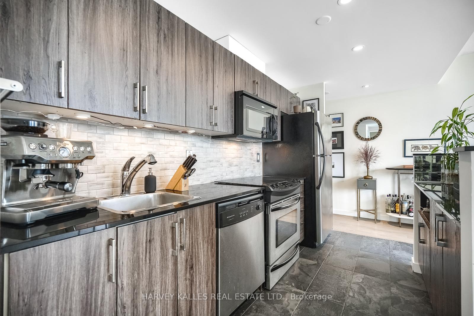 Photo 12 of Unit 2504, 281 Mutual Street, Toronto, Church-Yonge Corridor — HOMEH