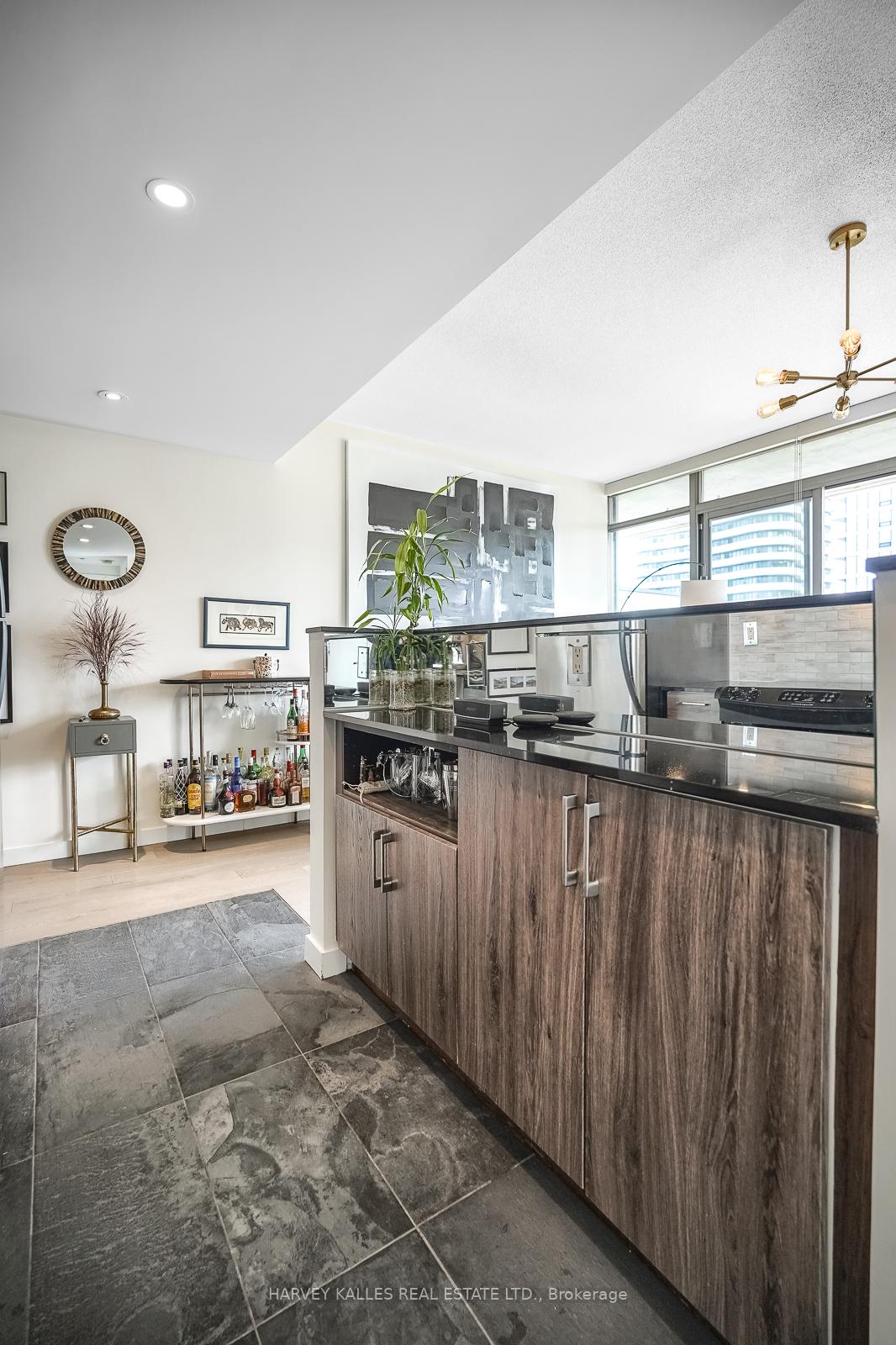 Photo 14 of Unit 2504, 281 Mutual Street, Toronto, Church-Yonge Corridor — HOMEH