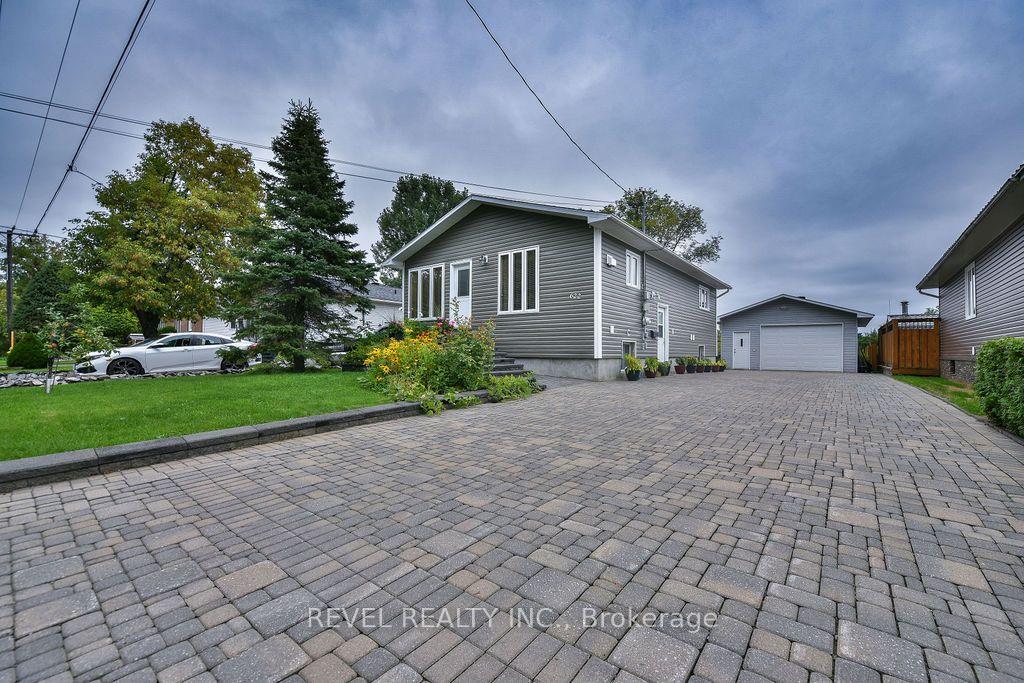Photo 1 of 622 Norman Street, Timmins, MTJ - Main Area — HOMEH