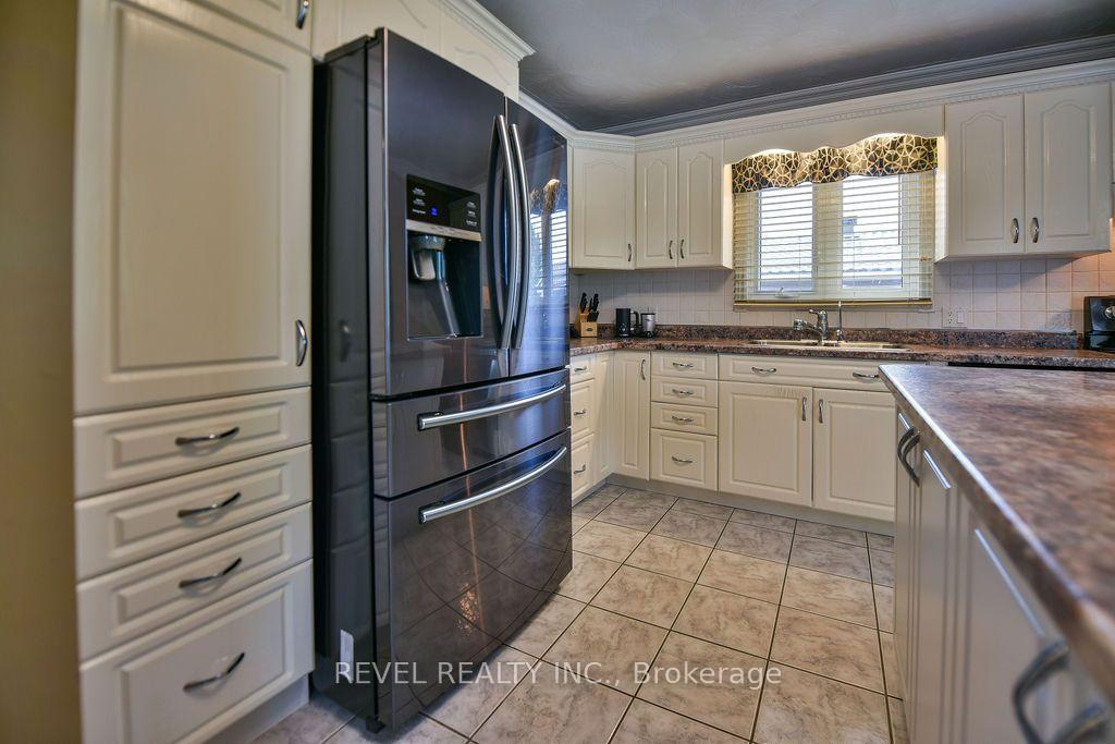 Photo 15 of 622 Norman Street, Timmins, MTJ - Main Area — HOMEH