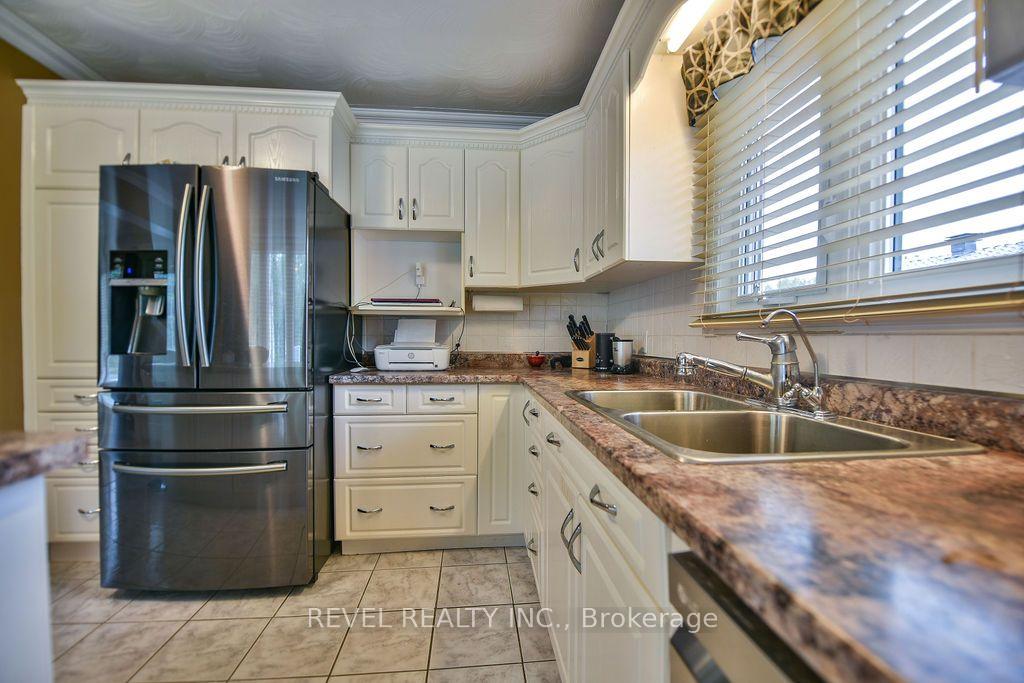 Photo 18 of 622 Norman Street, Timmins, MTJ - Main Area — HOMEH