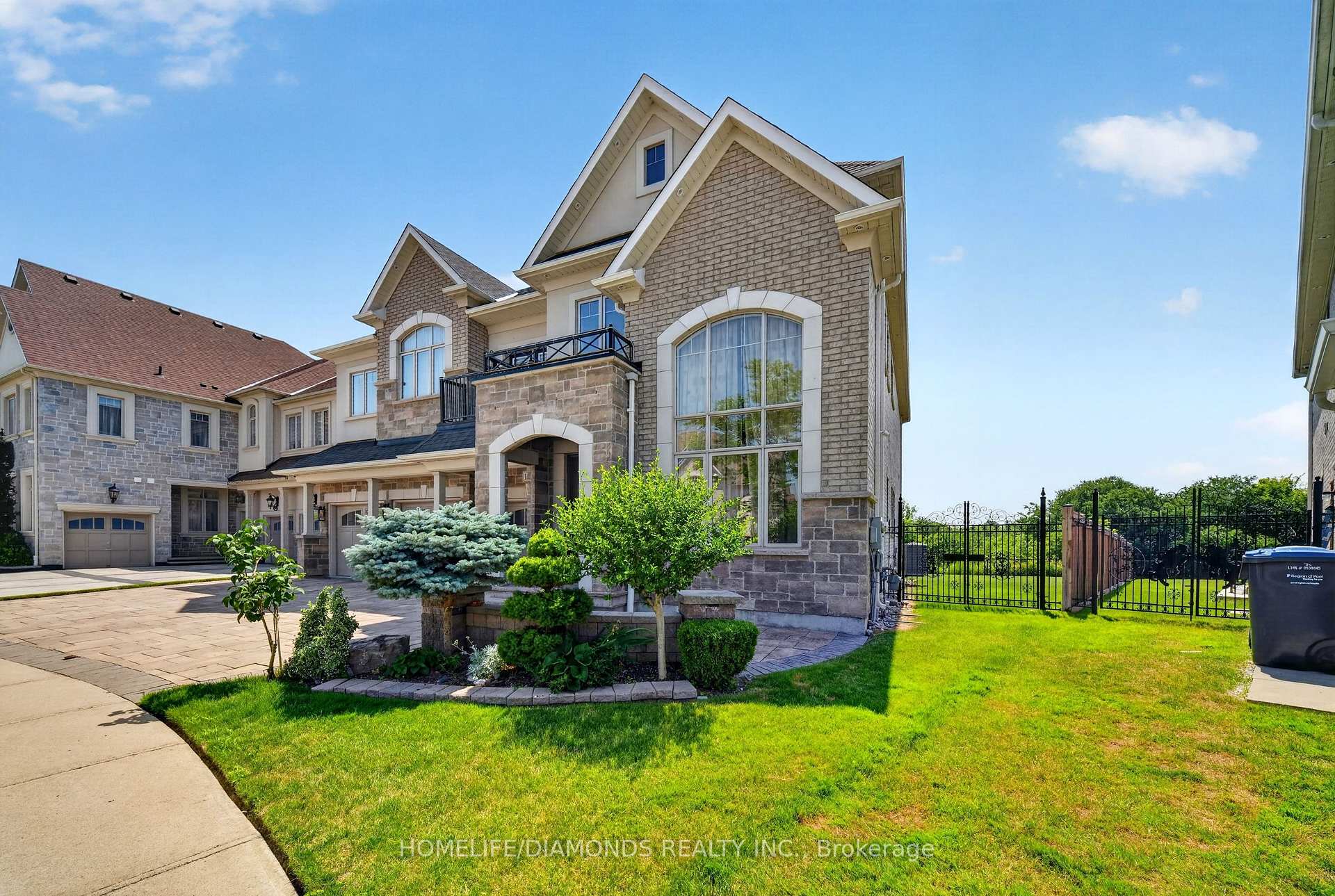 Photo 2 of 115 Latania Boulevard, Brampton, Vales of Castlemore — HOMEH