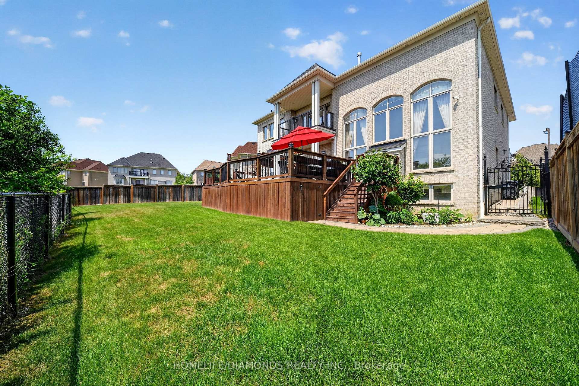Photo 8 of 115 Latania Boulevard, Brampton, Vales of Castlemore — HOMEH