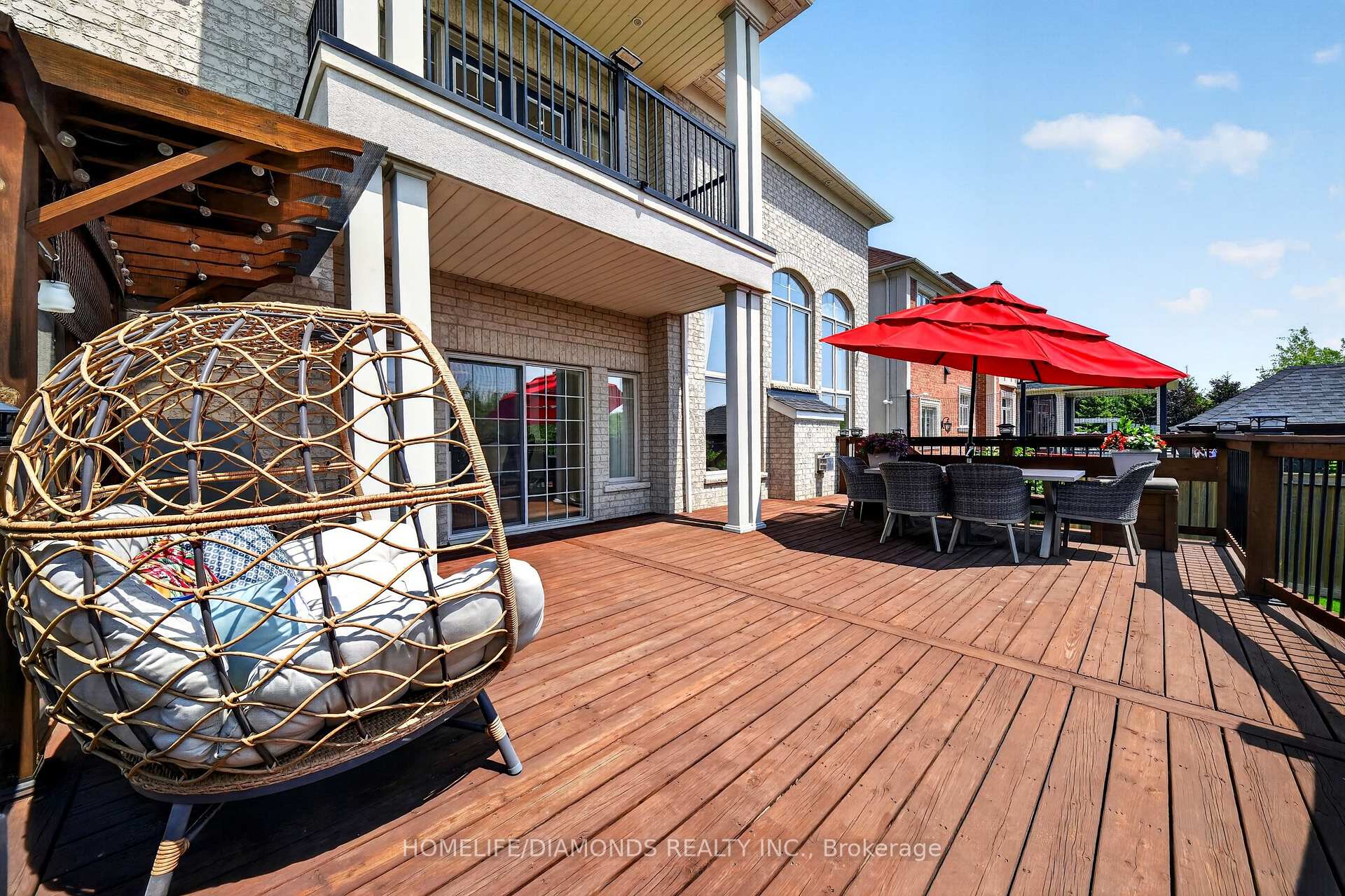 Photo 10 of 115 Latania Boulevard, Brampton, Vales of Castlemore — HOMEH