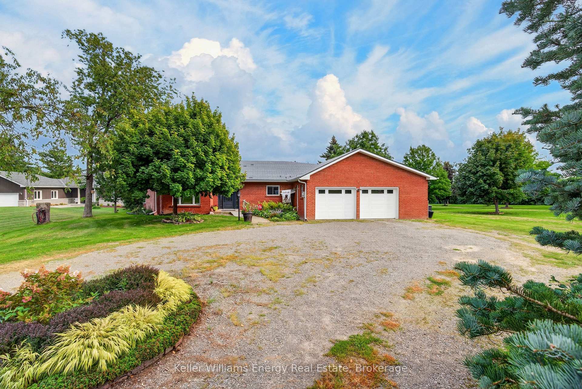 Photo 44 of 89 Smith's Bay Avenue, Prince Edward County, North Marysburg Ward — HOMEH