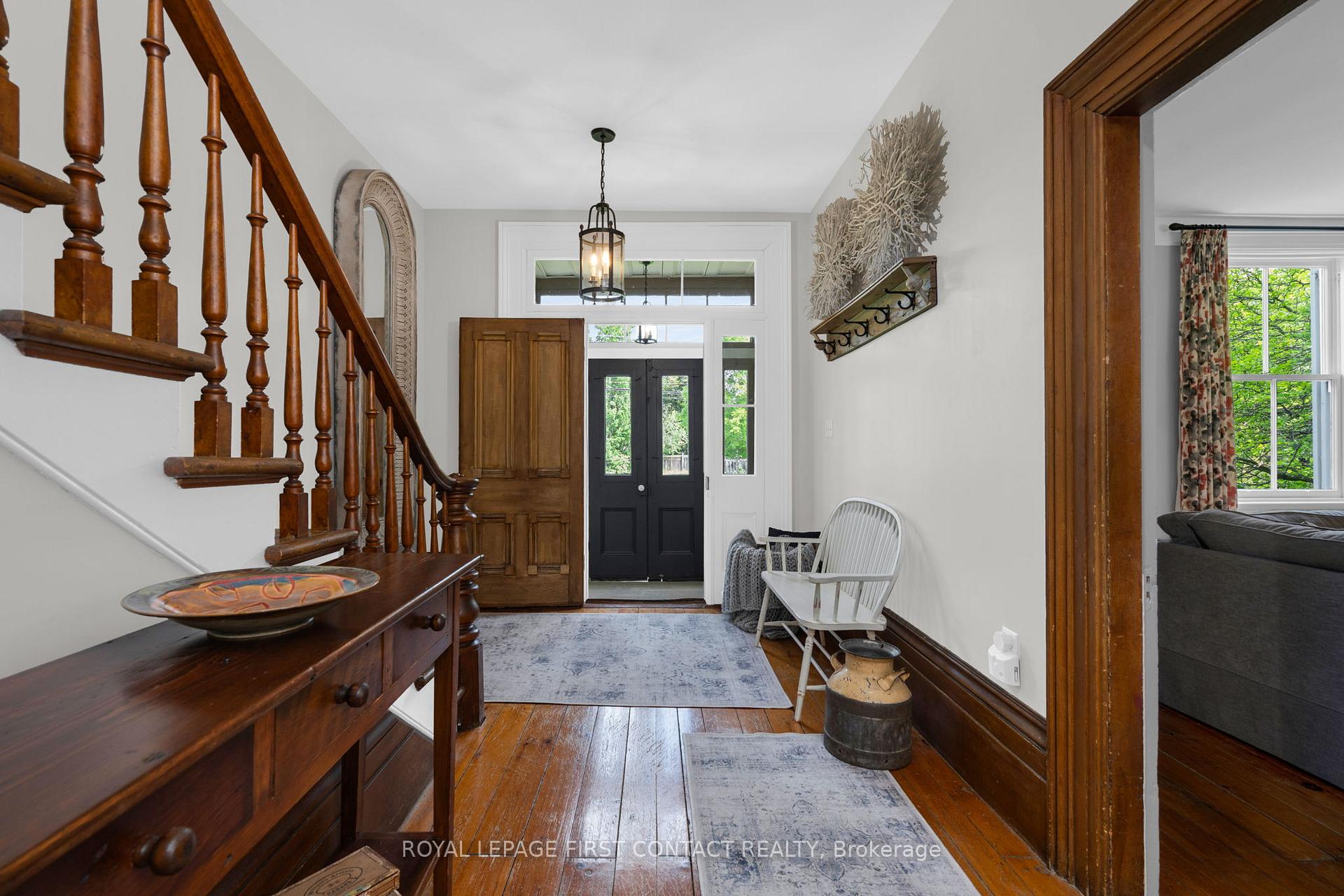 Photo 6 of 311 Tollendal Mill Road, Barrie, South Shore — HOMEH