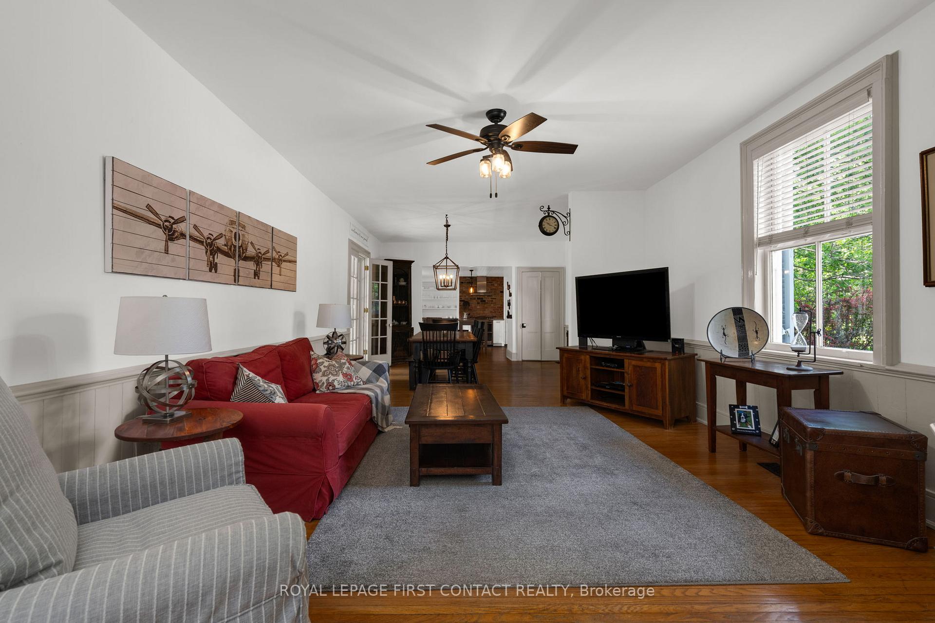 Photo 12 of 311 Tollendal Mill Road, Barrie, South Shore — HOMEH