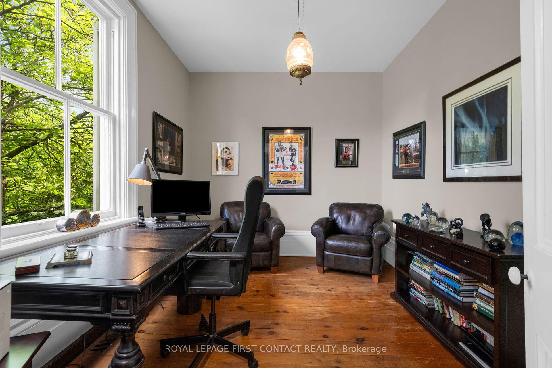 Photo 22 of 311 Tollendal Mill Road, Barrie, South Shore — HOMEH