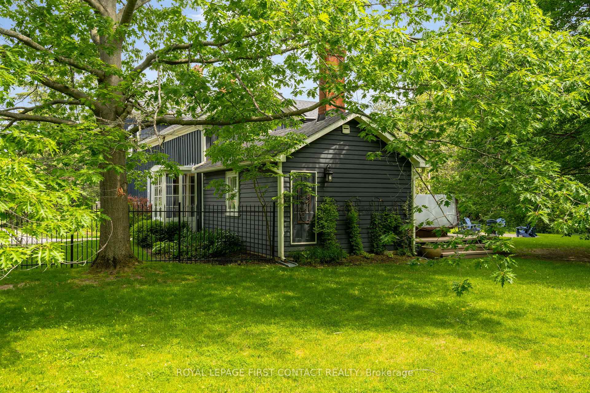 Photo 46 of 311 Tollendal Mill Road, Barrie, South Shore — HOMEH