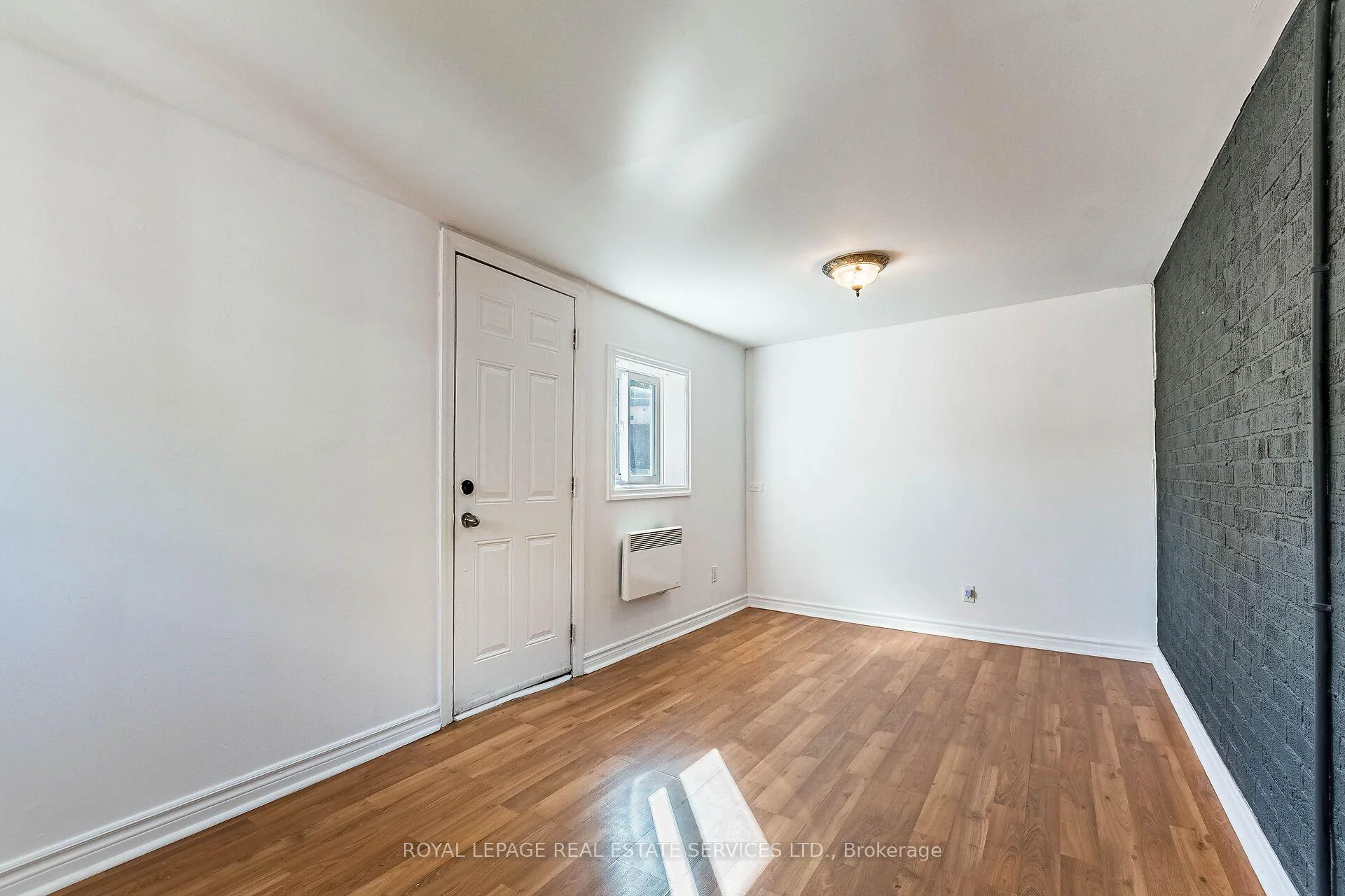 Photo 51 of 37 Seventeenth Street, Etobicoke, New Toronto — HOMEH