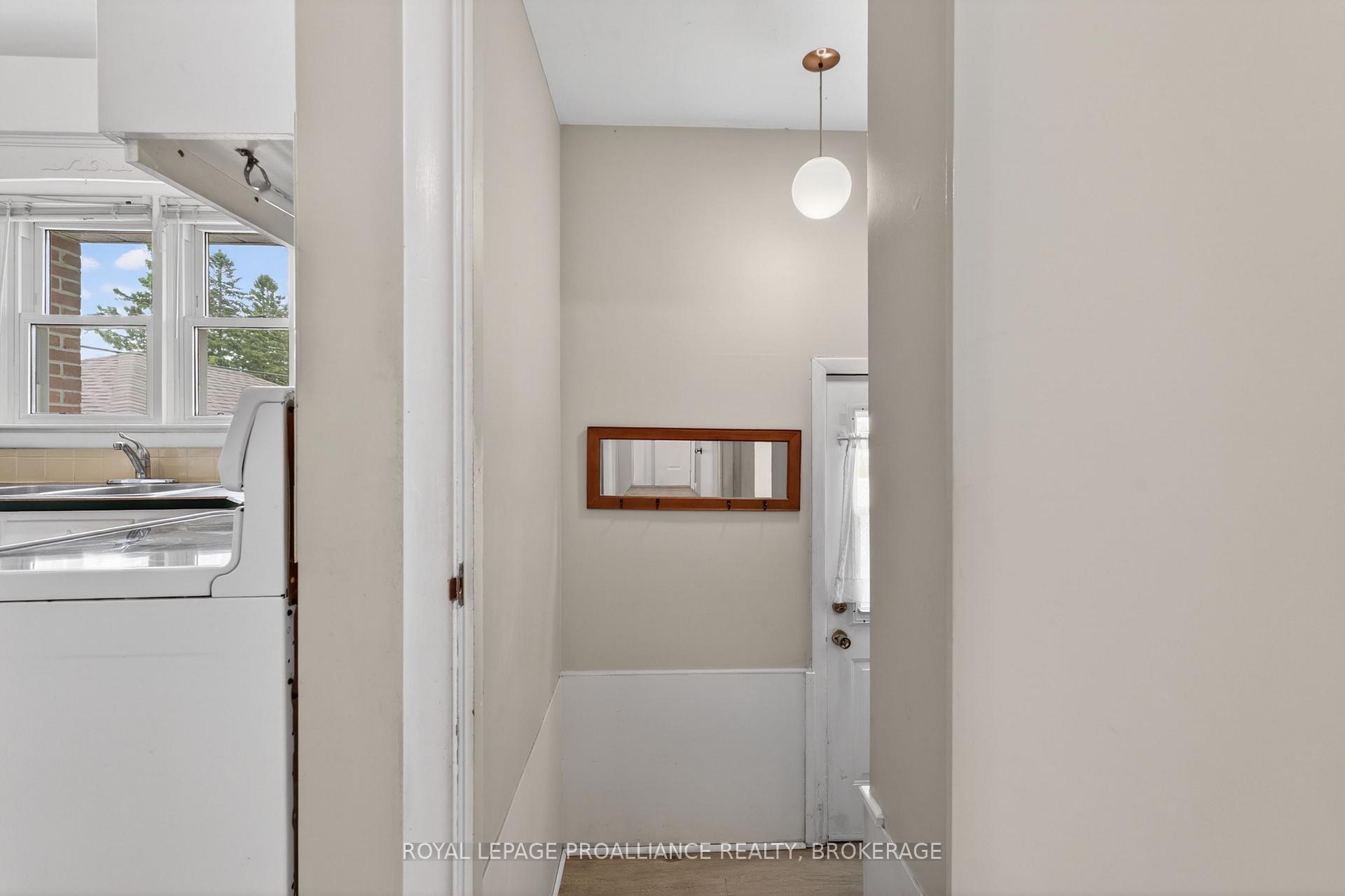 Photo 19 of 32 Lennox Street, Kingston, City SouthWest — HOMEH