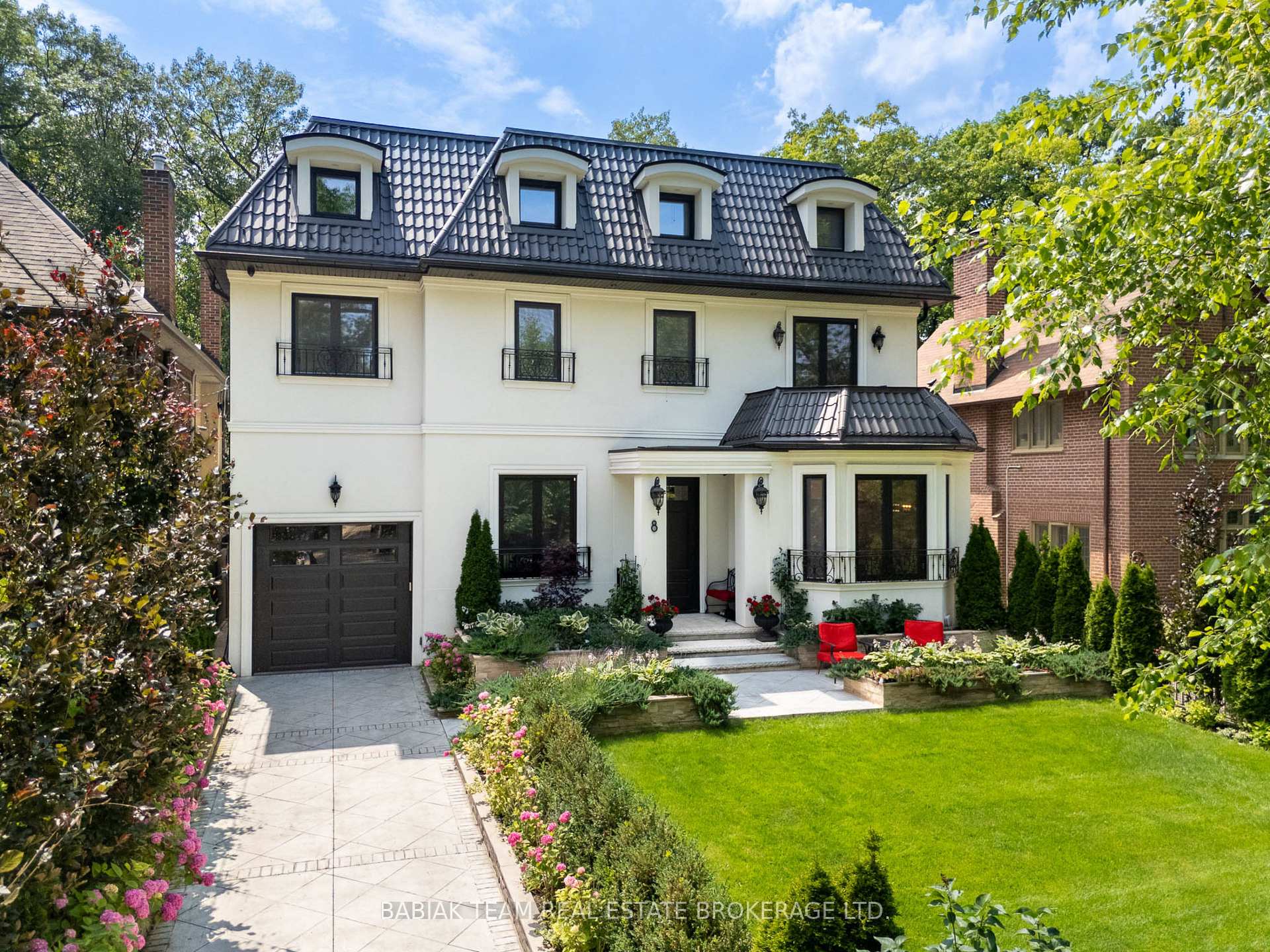 Photo of 8 Baby Point Terrace