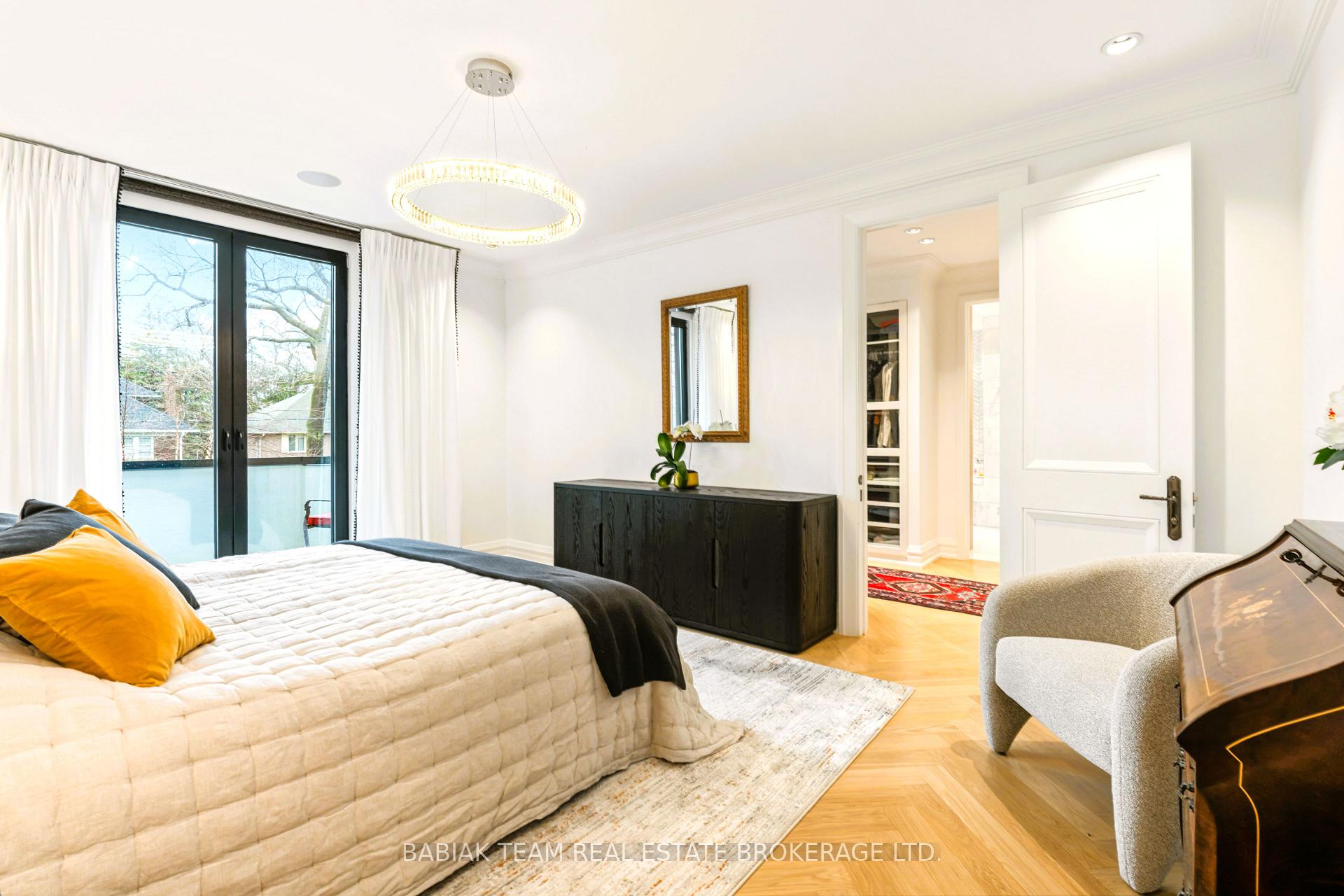 Photo 18 of 8 Baby Point Terrace, Toronto, Lambton Baby Point — HOMEH