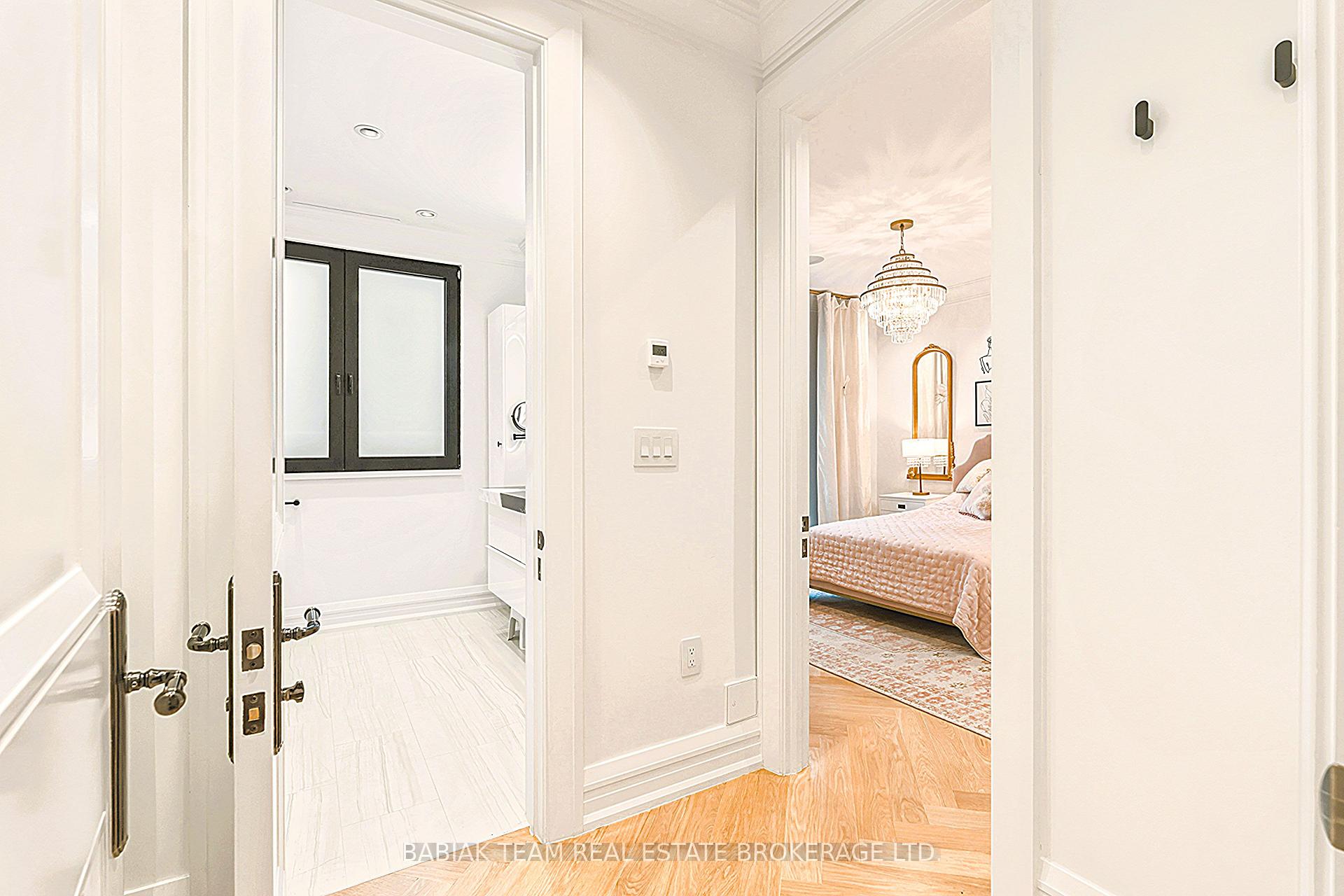 Photo 22 of 8 Baby Point Terrace, Toronto, Lambton Baby Point — HOMEH