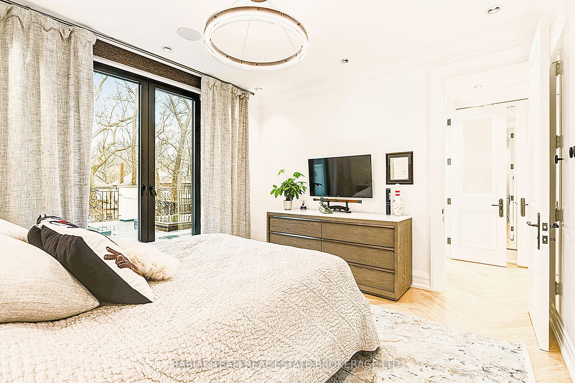 Photo 27 of 8 Baby Point Terrace, Toronto, Lambton Baby Point — HOMEH