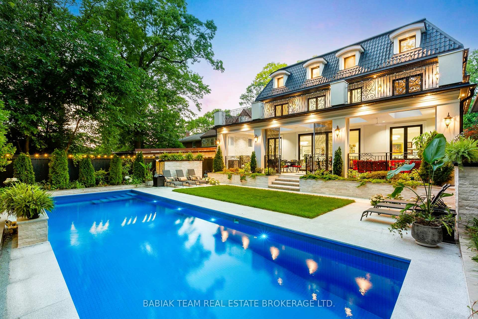 Photo 44 of 8 Baby Point Terrace, Toronto, Lambton Baby Point — HOMEH