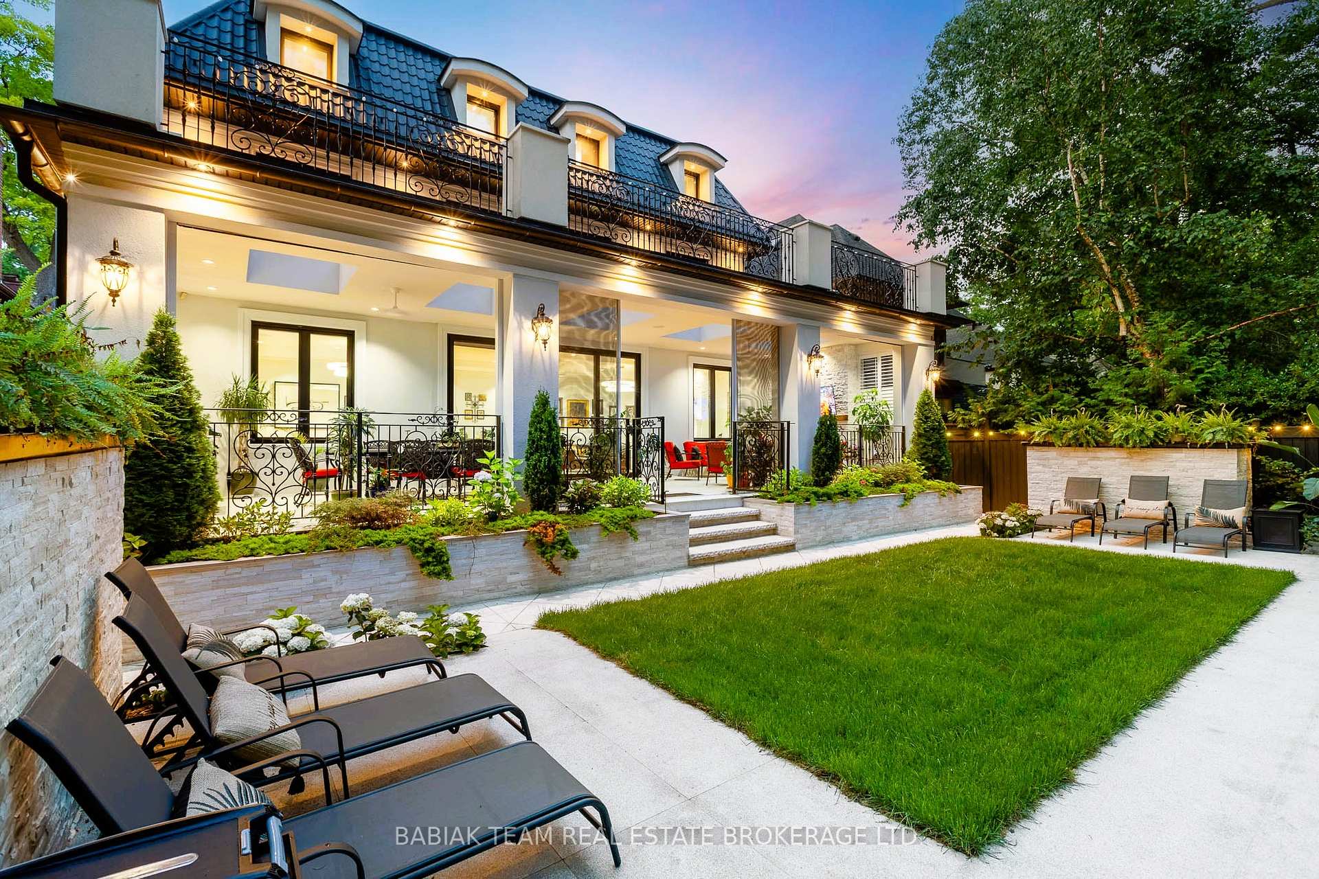 Photo 45 of 8 Baby Point Terrace, Toronto, Lambton Baby Point — HOMEH