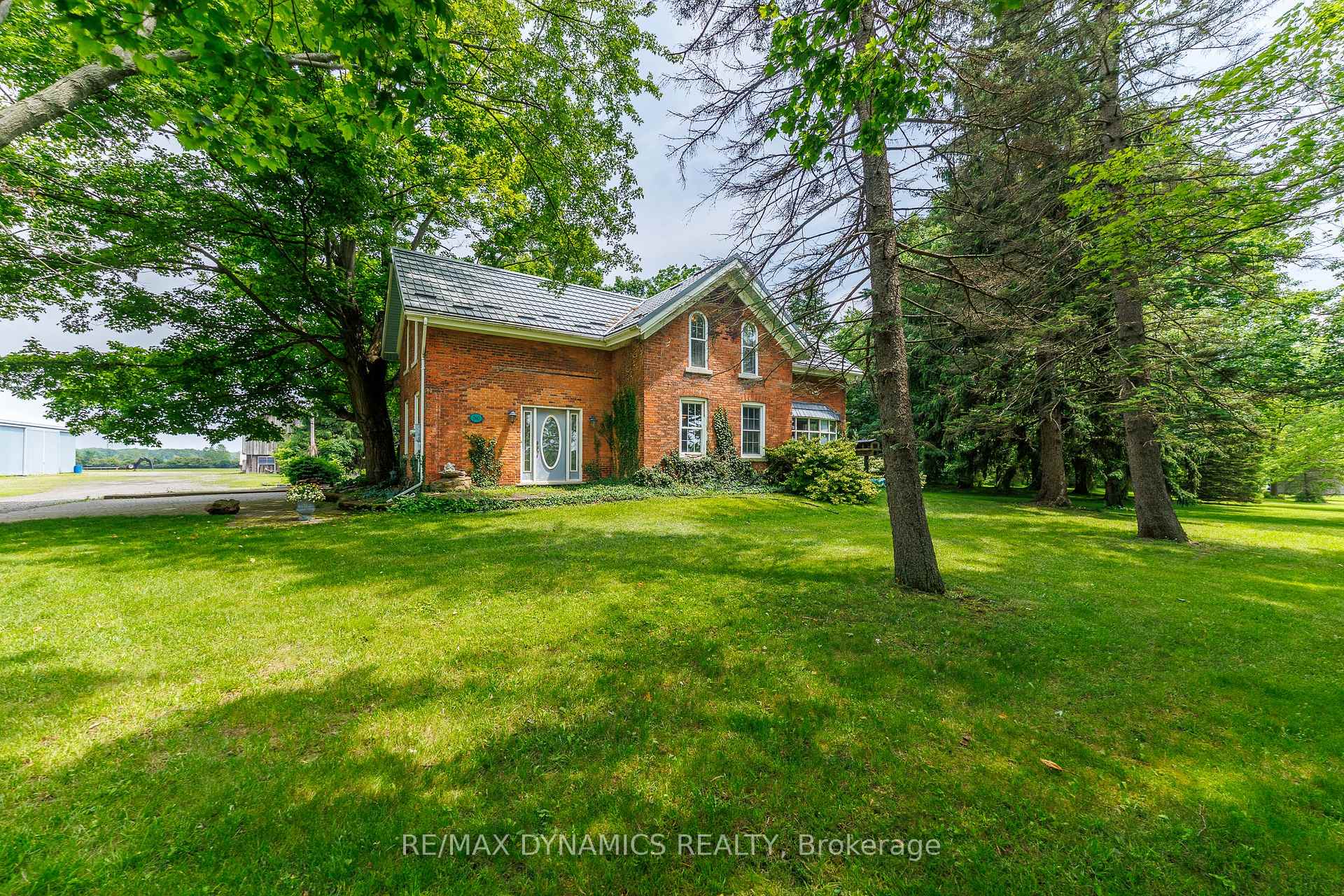 Photo 3 of 760 Cope Road, Welland, Cooks Mills — HOMEH